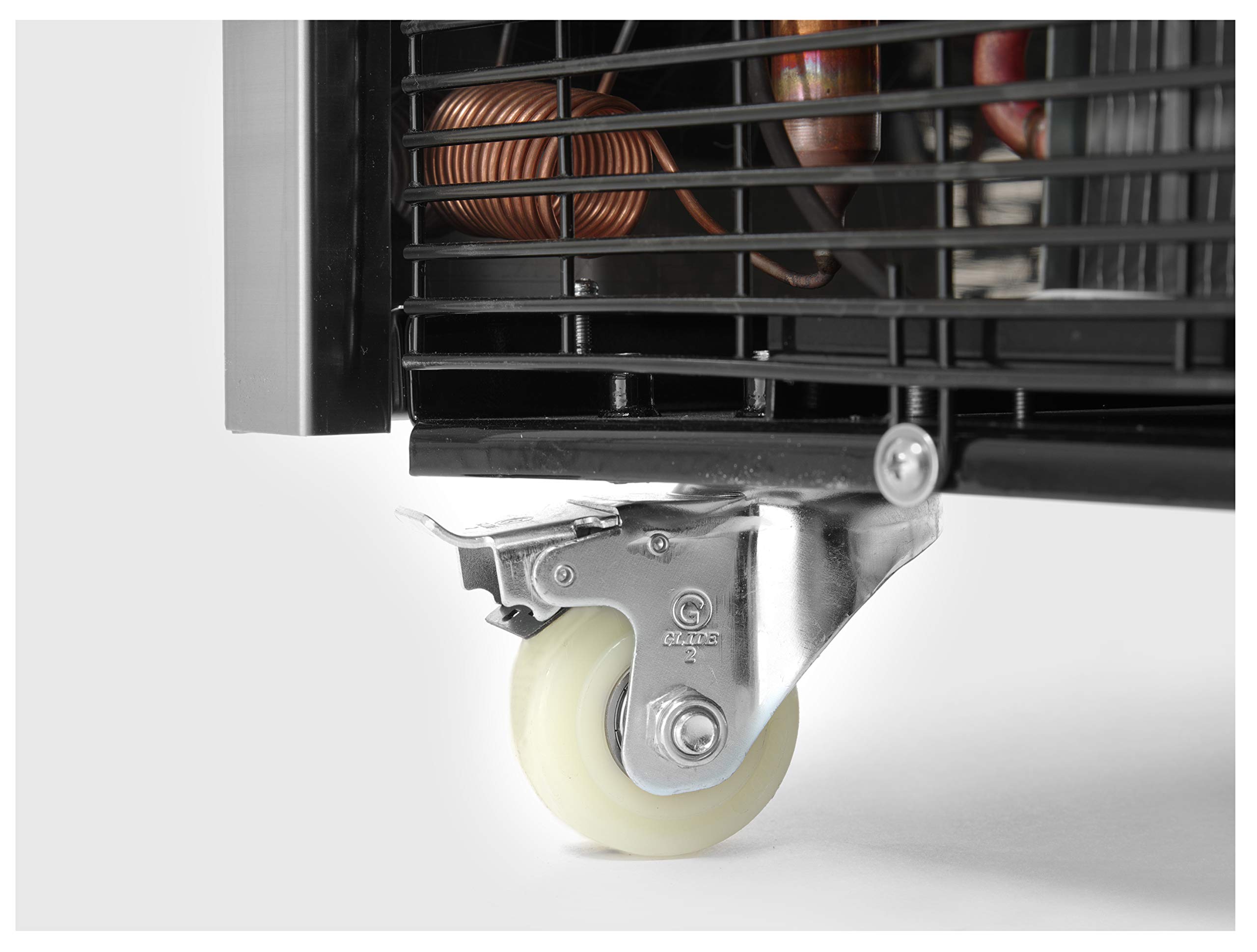 HENDI Vitrinas expositoras refrigeradas con 3 baldas inclinadas - 300 L - 230V / 480W - 650x805x(H)1445 mm