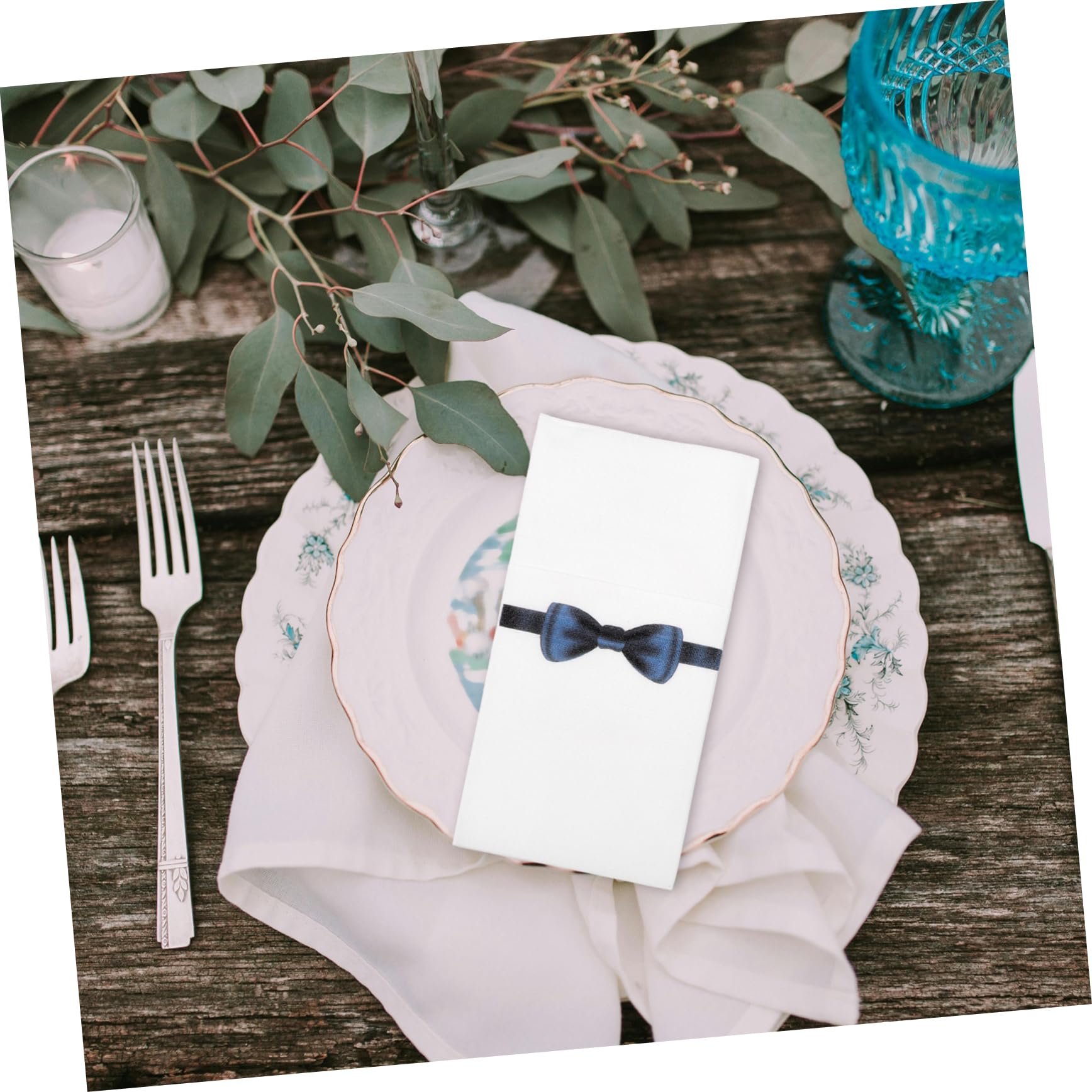 Cabilock Tovaglioli Iniziali 50 Pezzi, Tovaglioli Usa e Getta in Carta 40x40cm Pieghevoli e Leggeri per Ristorante e Hotel Décor da Tavola Stampa Fiocco