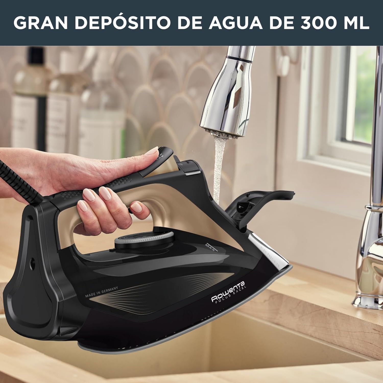 Rowenta Focus Excel, Placha de vapor vertical 2700 W, golpe de vapor 180 g/min, vapor continuo 45 g/min, suela Microsteam Laser 400, antigoteo, función Eco, ahorro energía, Negro Marrón, DW5325