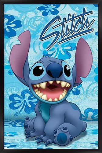 Trends International Disney Lilo and Stitch - Póster de pared sentado, 34 pulgadas de largo x 22.4 pulgadas, versión enmarcada en negro
