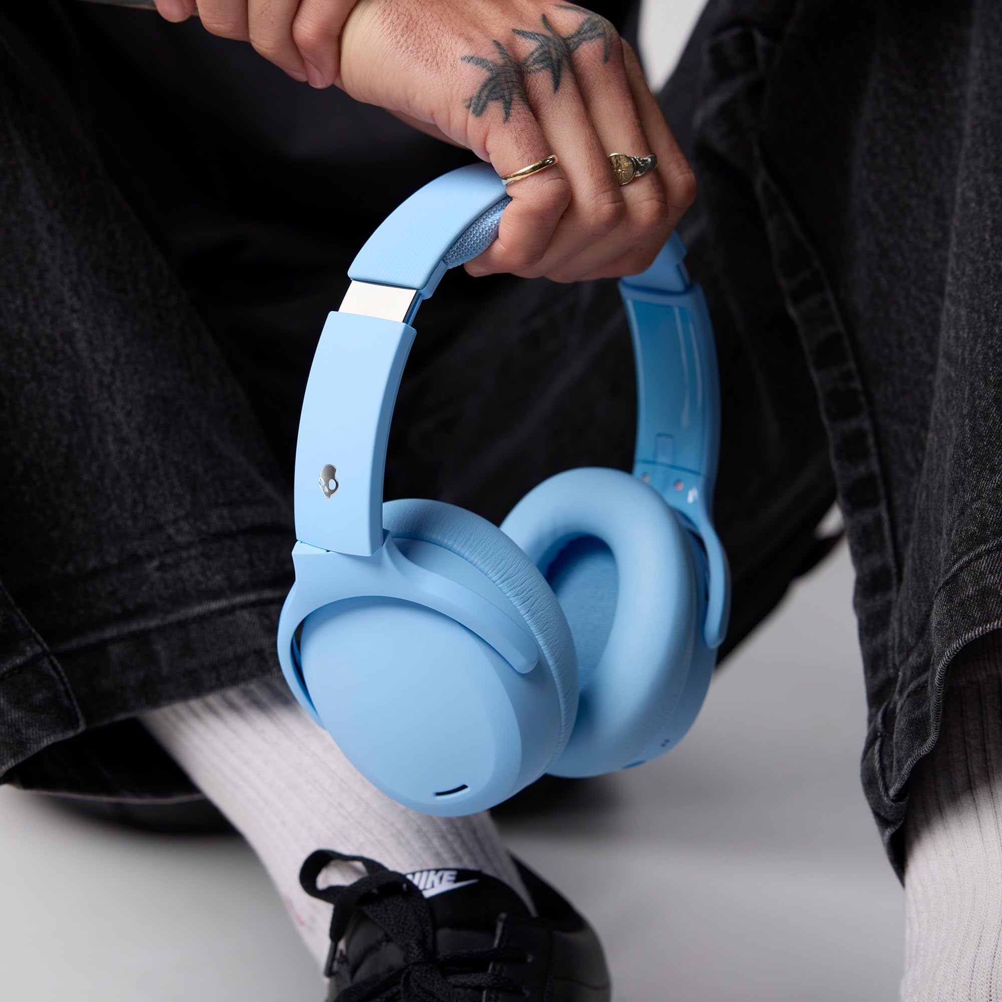 Skullcandy Crusher ANC 2 Wireless Bluetooth Over-Ear-Kopfhörer, Multisensorischem Bass, Active Noise Cancelling, 60 Stunden Akkulaufzeit - Hellblau