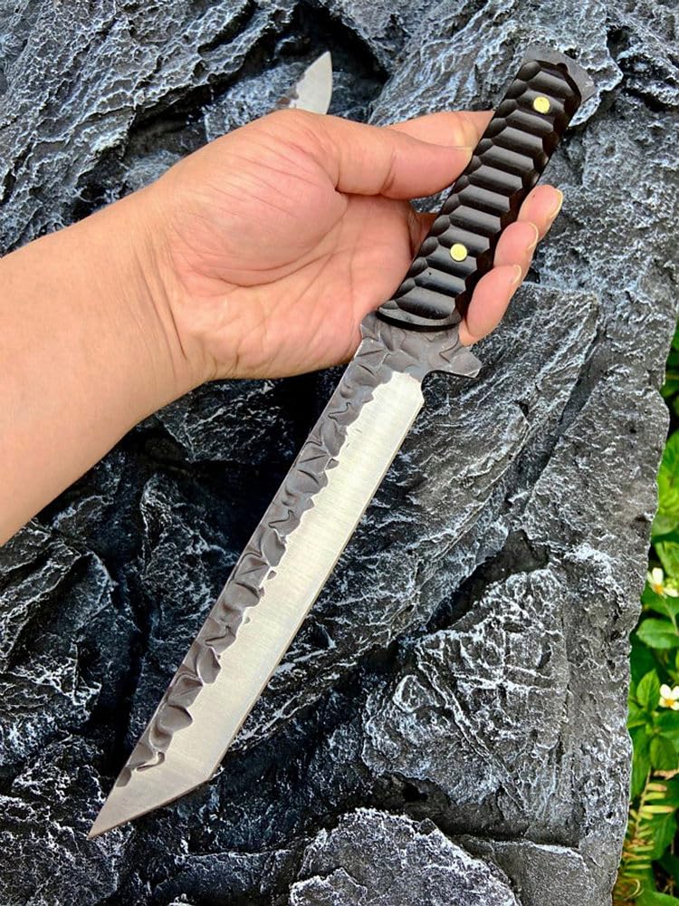 Generico TEERMA ZS2 Forgiatura integrata fixed blade Coltello multiuso, Utilizzato principalmente per campeggio, caccia, pesca, esplorazione della giungla, escursionismo（Consegna casuale degli stili）