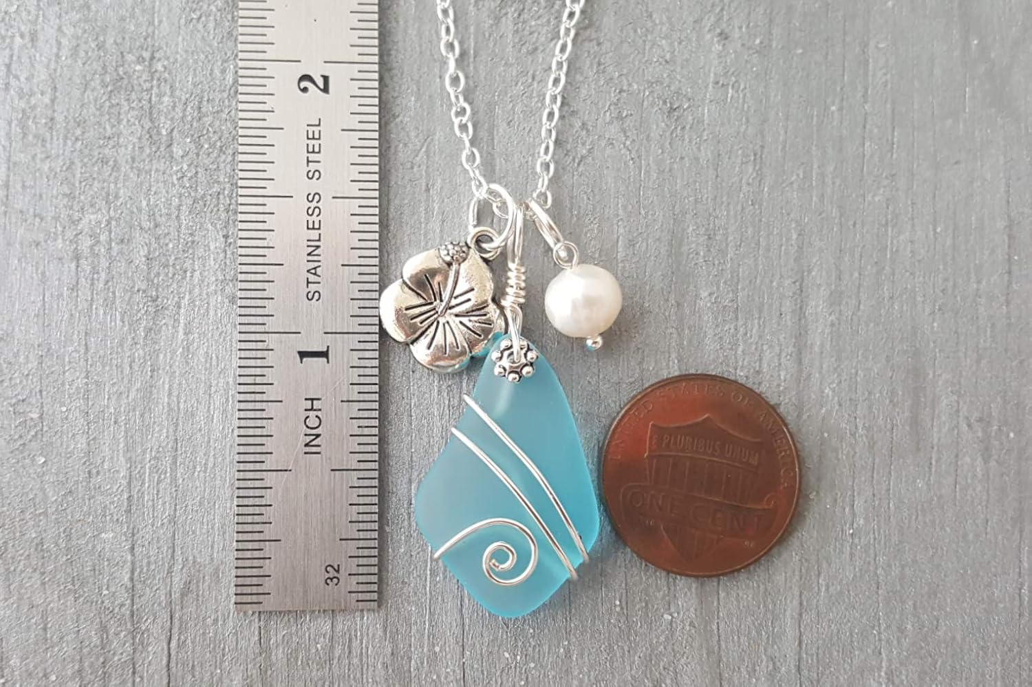 yinahawaii Handmade Sea Glass Necklace, Hawaiian Jewelry For Women, Wire Turquoise Bay Blue Necklace Hibiscus Pearl Necklace, Beach Jewelry Birthday Gift (December Birthstone) (Non-Personalized)