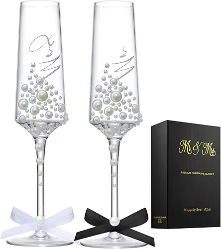 Personalized Mr and Mrs Wedding Champagne Flutes with...