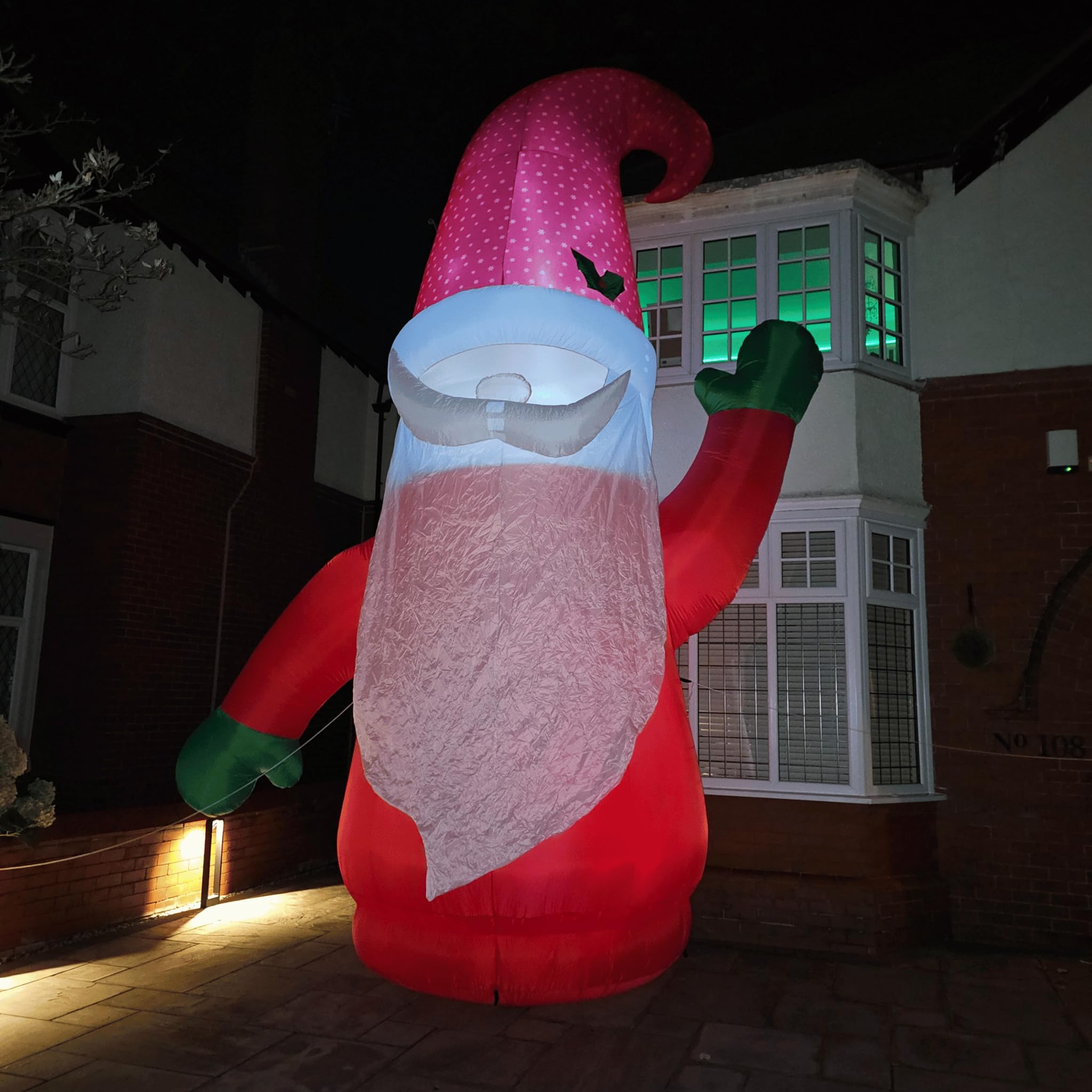 Samuel Alexander Red Giant: 20Ft (6M) Outdoor Inflatable Light Up Christmas Gonk With Raised Arm & Leds