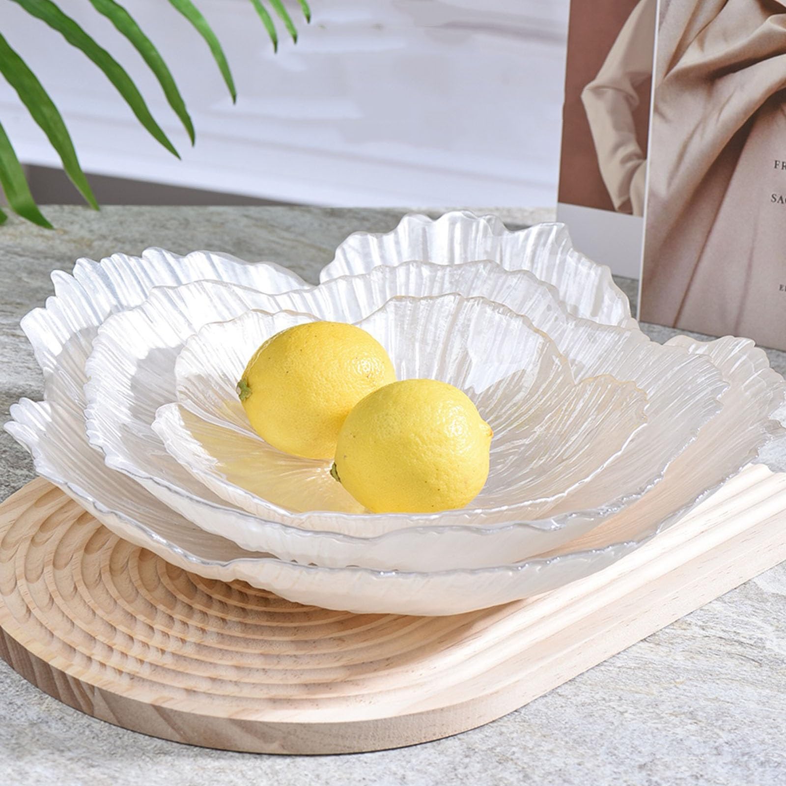 Obstgericht Nordisch-moderne Obstteller in Blumenform, 3er-Set, Haushaltsglas, perlmuttweiß, schlichte Aufbewahrung for Snacks, großes Fassungsvermögen(Weiß)
