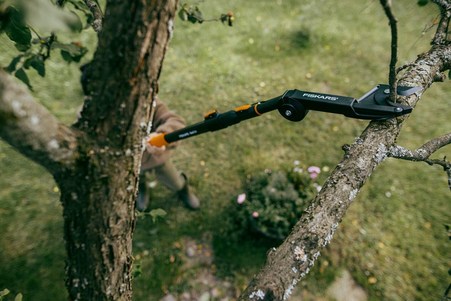 Fiskars OneClick Tree Cutter