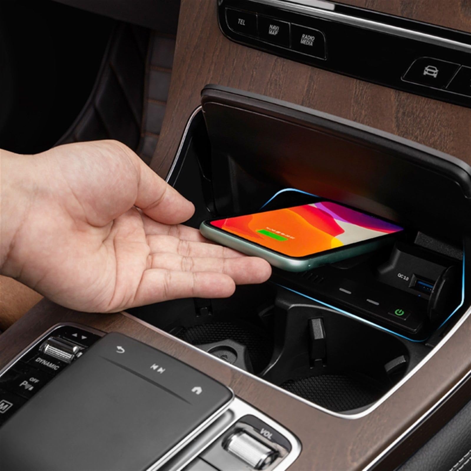 Ładowarka bezprzewodowa QI do samochodów, for Mercedes-Benz, W205 AMG C43 C63 AMG GLC43 GLC63 GLC C Class Uchwyt na telefon z konsolą