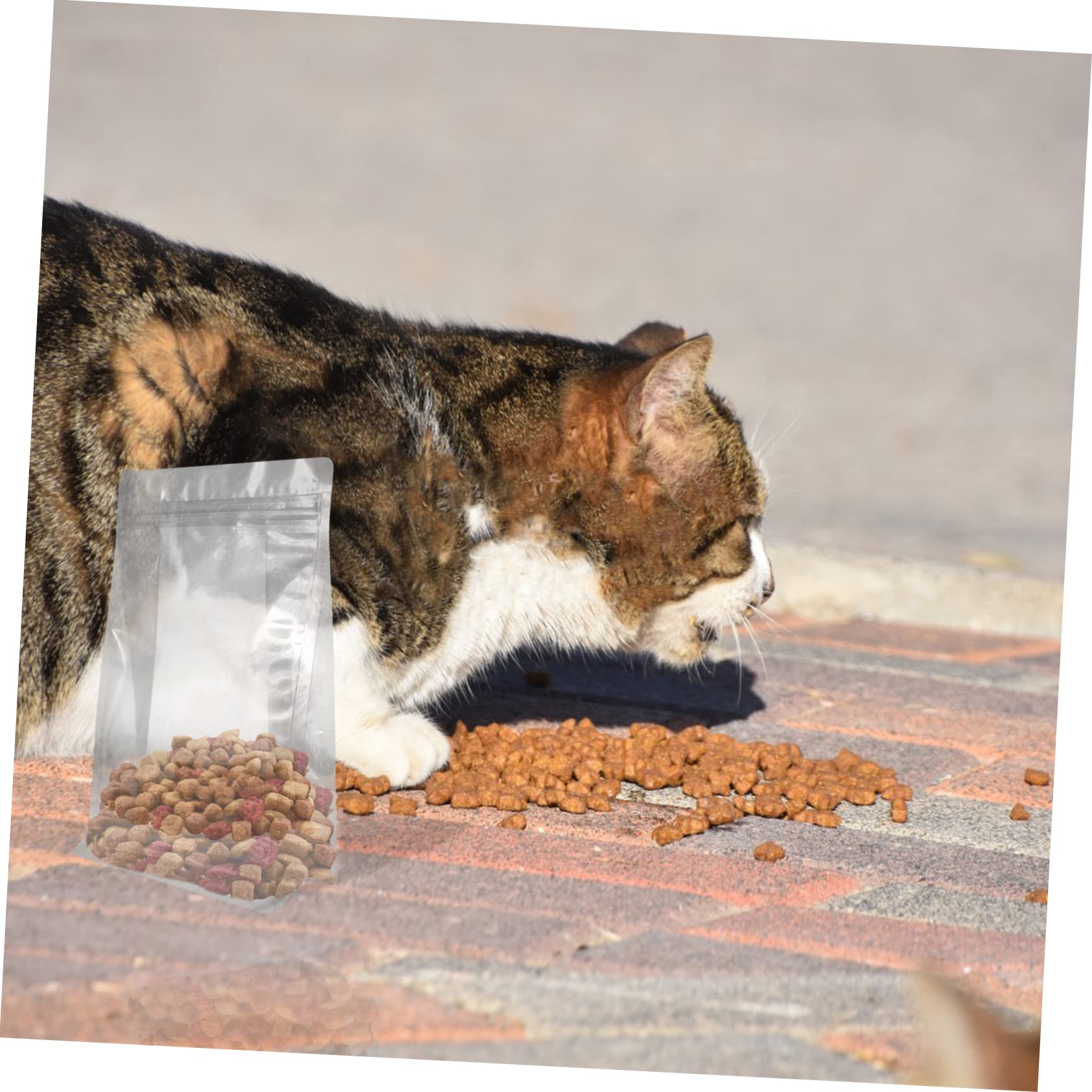 SUPVOX Unique Appearance Pet Food Preservation Bags Self Sealing Portable Cat Food Container