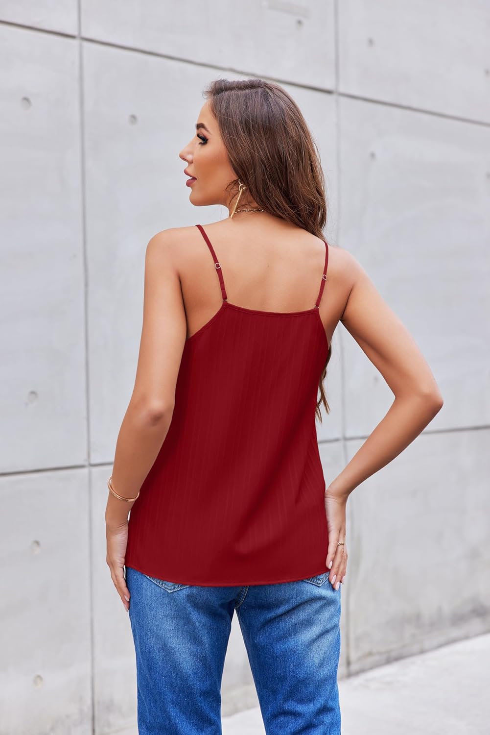 Zeagoo Camisole Tops for Women V-Neck Spaghetti Strap Tank Top Long Sexy Flowy Summer Textured Sleeveless Tops - Image 4