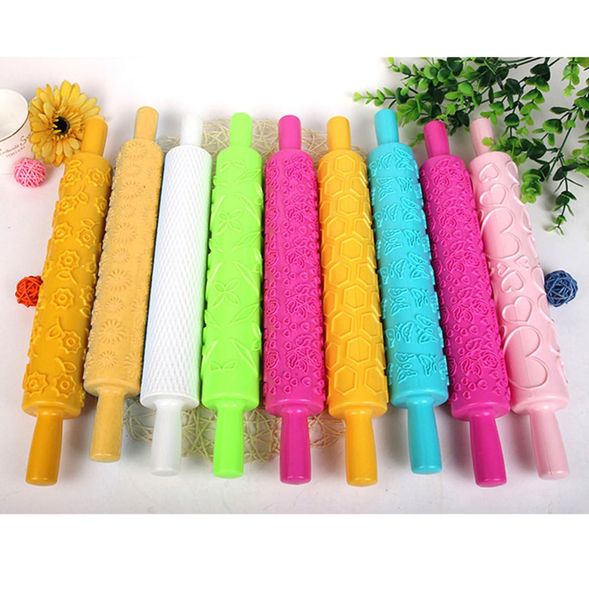 Rouleau à Pâtisserie Plastique Motifs Embossés Multifonctionnel 8pcs Outil Cuisine Créatif Plusieurs Styles pour Décorations de Gâteaux pour Présents de Pendaison Plusieurs Styles