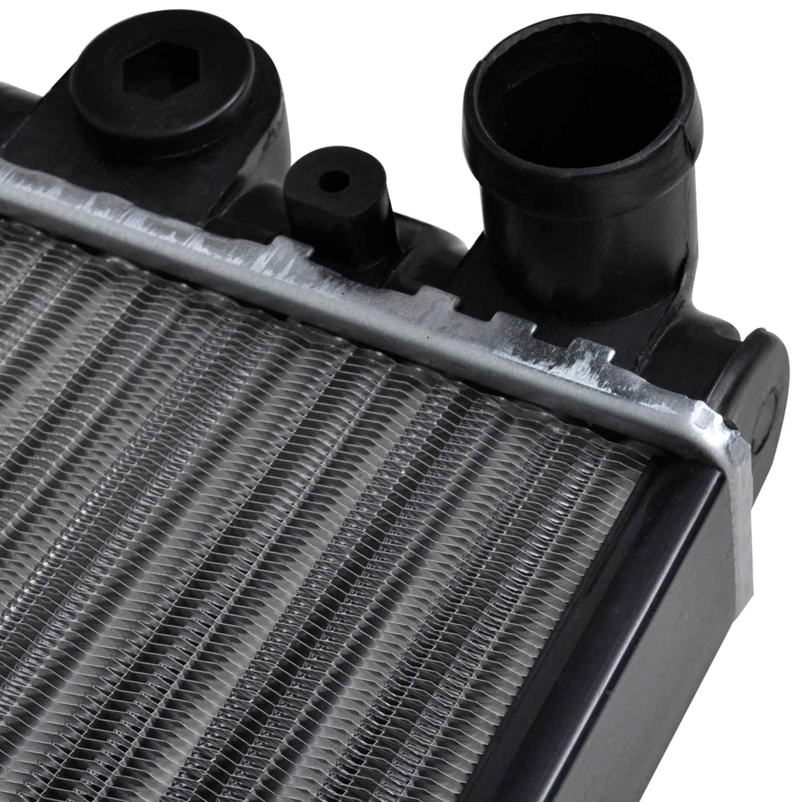 Refrigeratore ad acqua in metallo nero per raffreddamento motore veicolo pezzo di ricambio 1,8 kg compatto durevole facile installazione versatile per auto e officina