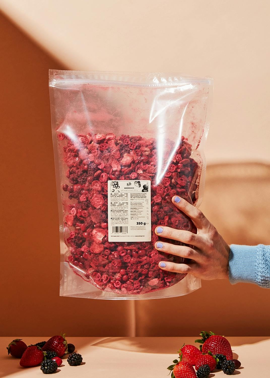 KoRo - Frutti di bosco liofilizzati 350 g - fragole, more e mirtilli rossi - da aggiungere al muesli o nel porridge - 100% frutta