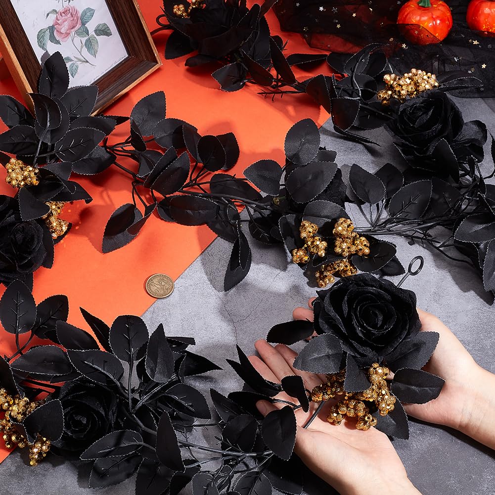 PH PandaHall 5.7ft Ghirlanda di Rosa Artificiali Nero, Fiori Artificiali Decorativi Rosa con Bacche Dorate e Foglie Nere per La Decorazione del Specchio del Stanza di Halloween