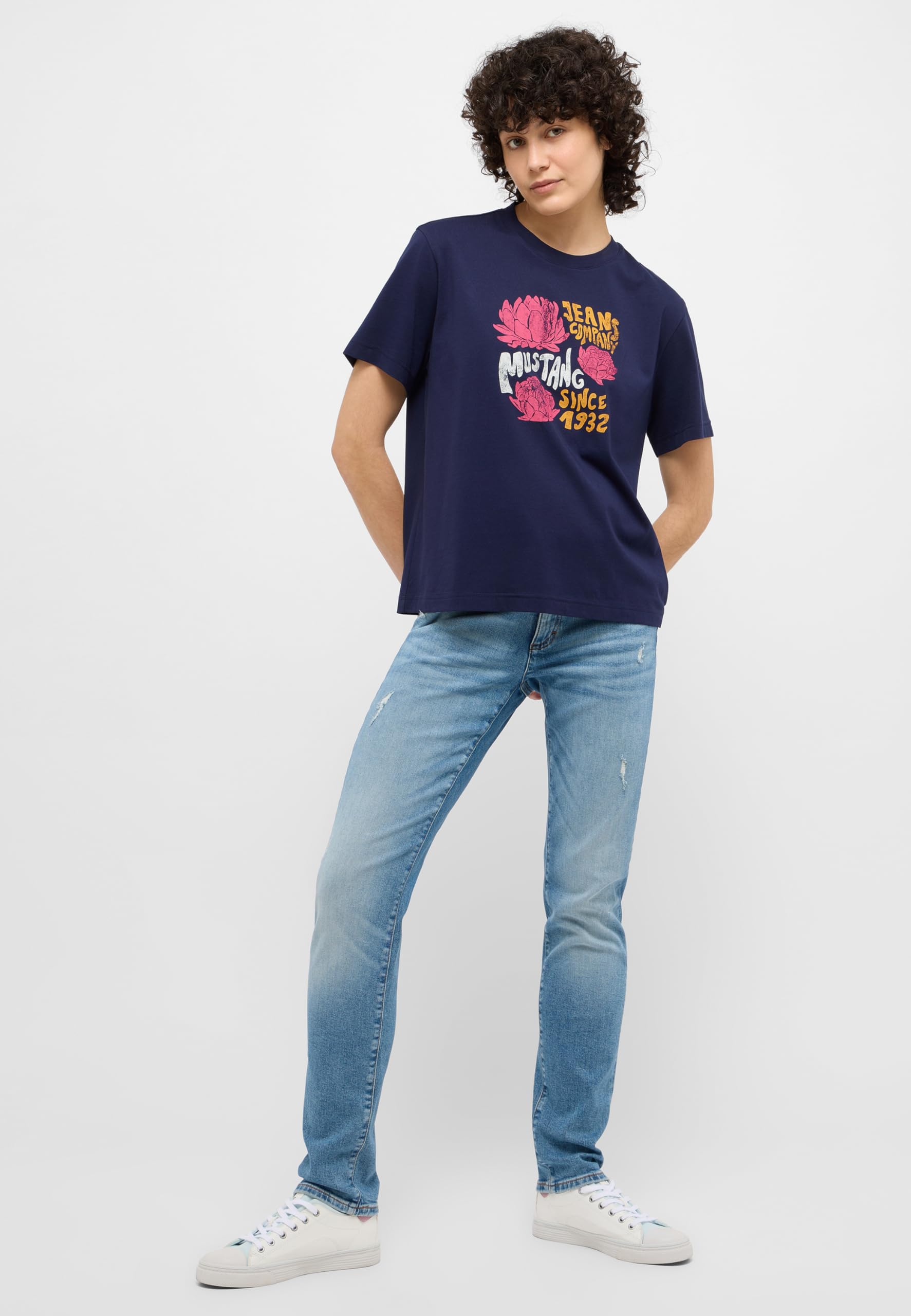 MUSTANG Styl Crosby Relaxed Slim - Dżins Kobiety