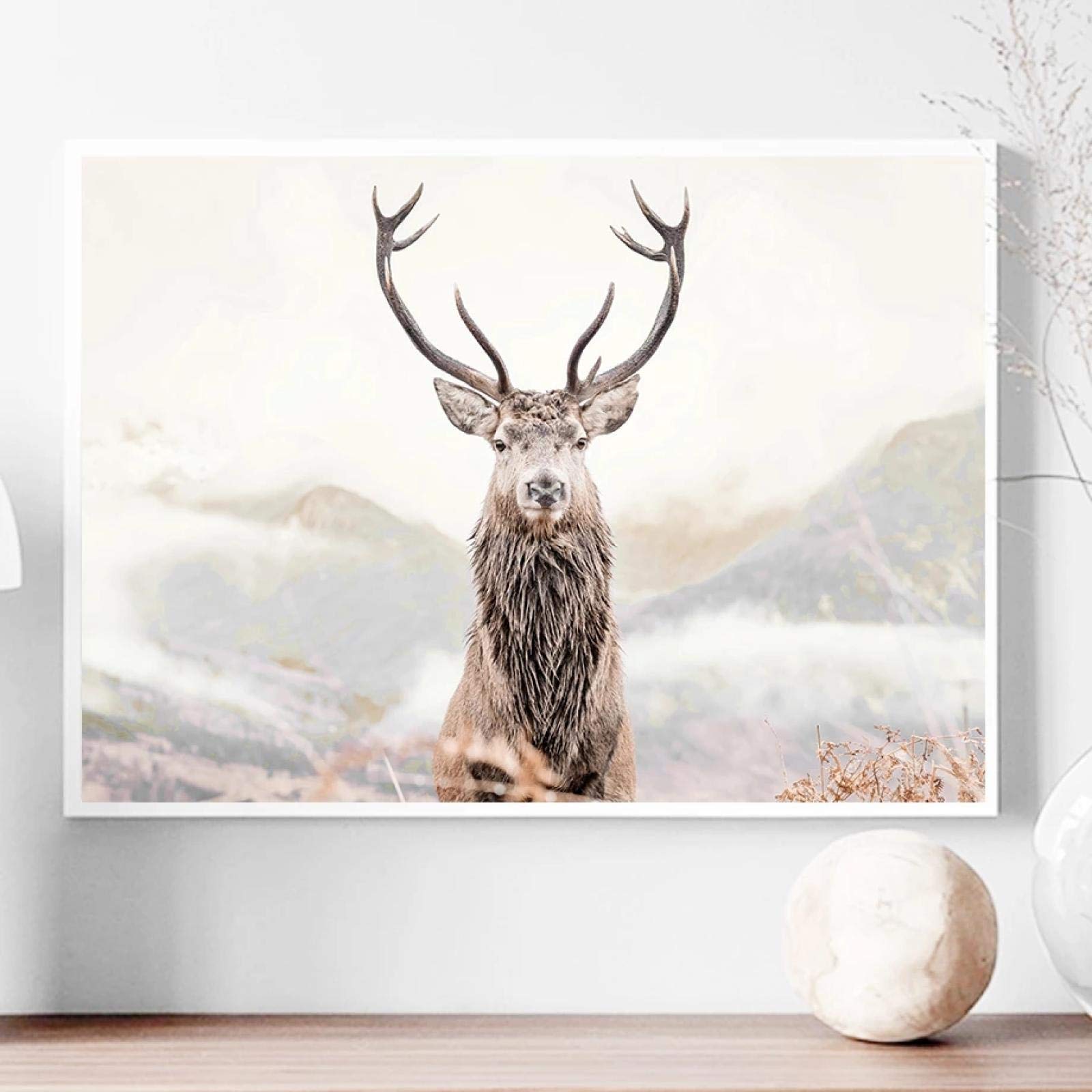 Toile cerf hiver neige pour habiller un mur vide | Déco salon prête