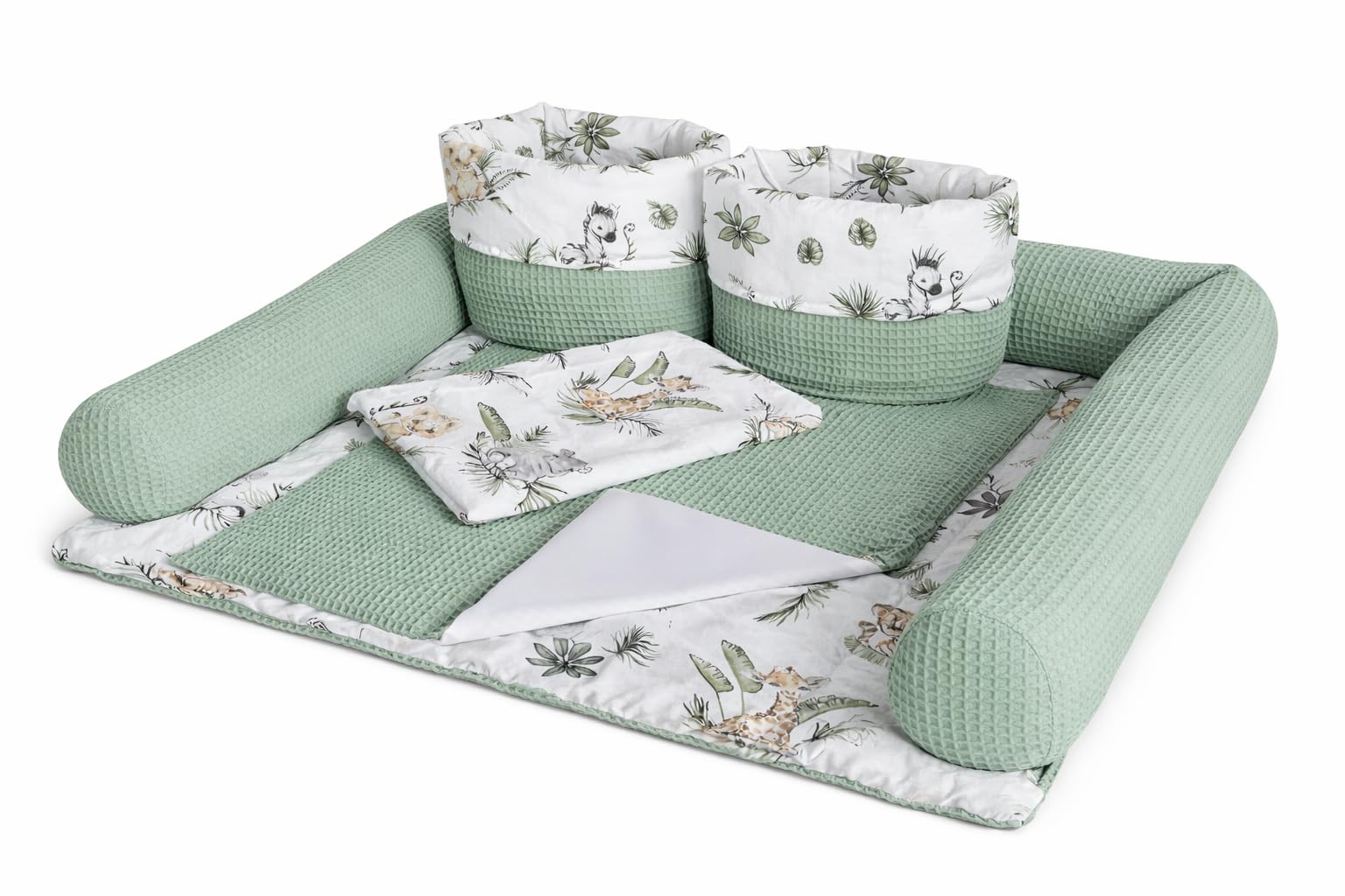 Wickelauflage Set 6-teilig – Wickelunterlage aus Baumwolle & Waffelstoff – Baby Wickelauflage – Geschenk zur Babyparty – Wickeltischauflage – 85x75 cm (Breite x Tiefe), Safari und Dusty Mint