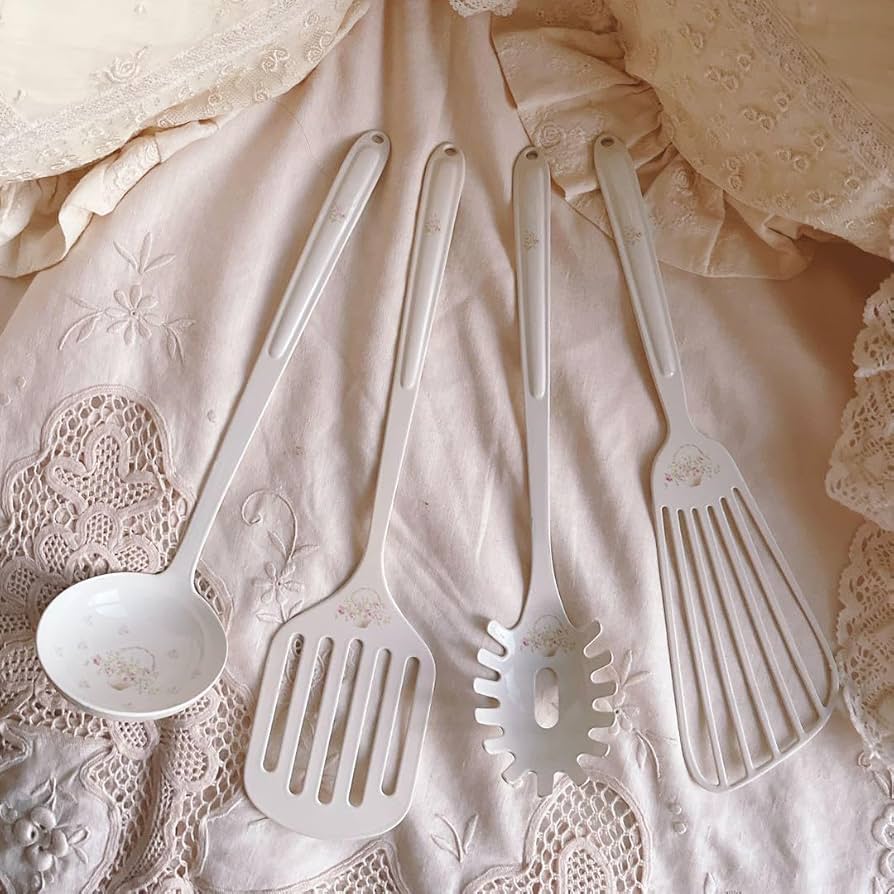 9/30までの出品♡イマン♡ローズバスケットホーローお玉セットマニーローズ薔薇 イマンローズバスケットホーローお玉セットマニーローズ イマン