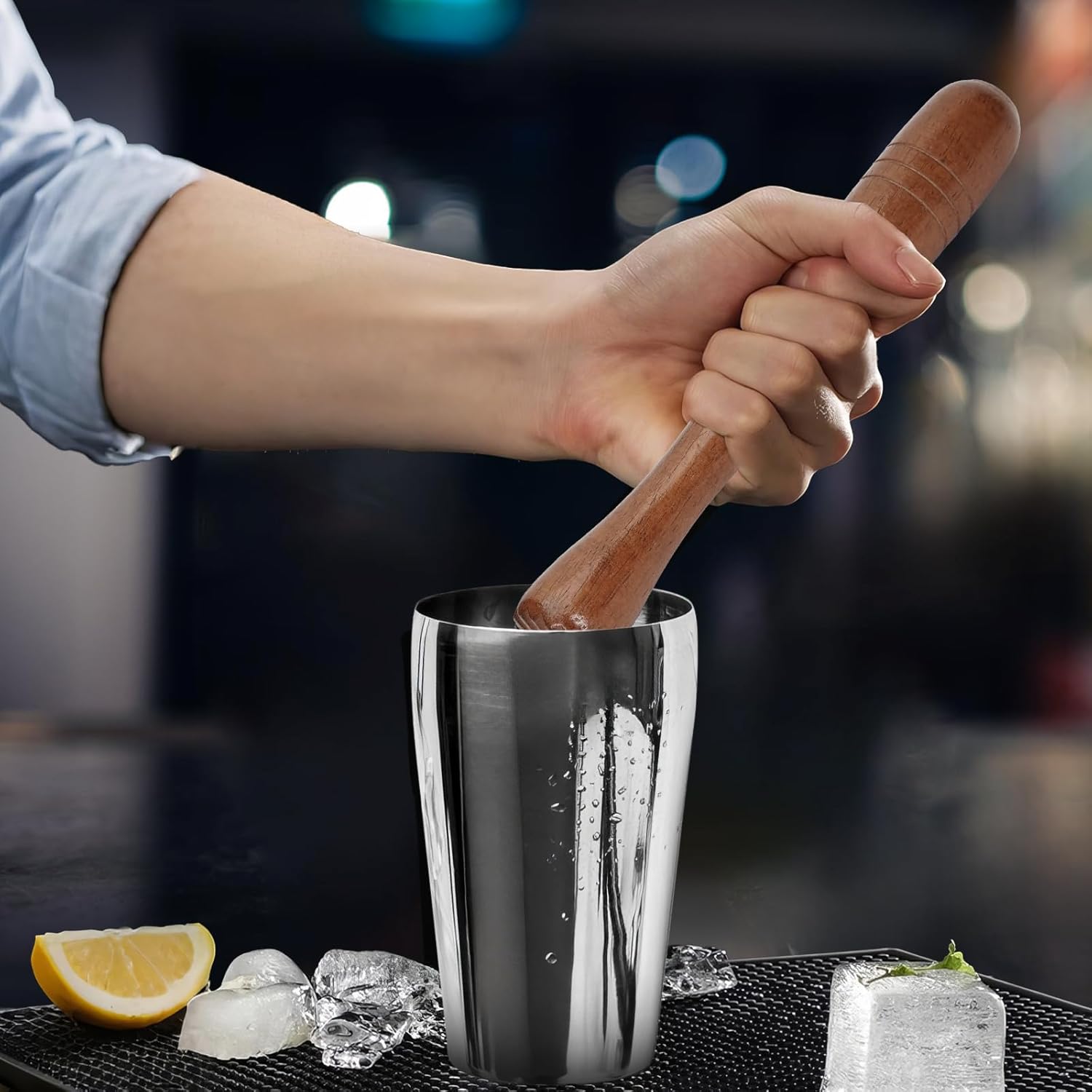 カクテル用ブラウン木製マドラー &ndash; 丈夫な木製アイスクラッシャー &ndash; スタイリッシュな木製モヒートマドラーバーツール &ndash; 便利なカク