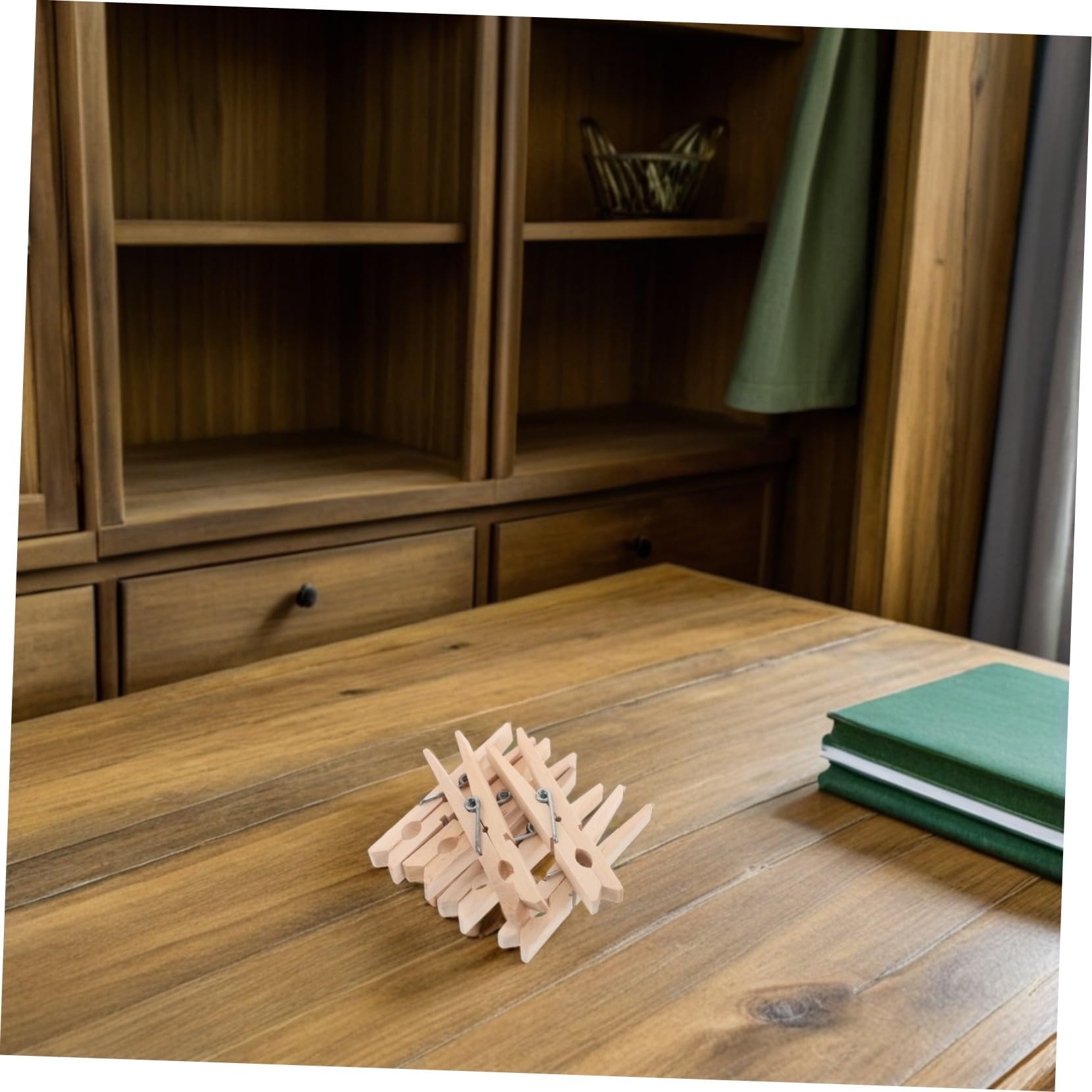 Mikikit 150 Pezzi Mollette Piccole in Legno Beige, Multiuso per Bucato Design Compatto e Portatile, Clip Antivento per Calze e Pantaloni, Accessori Essenziali per Casa