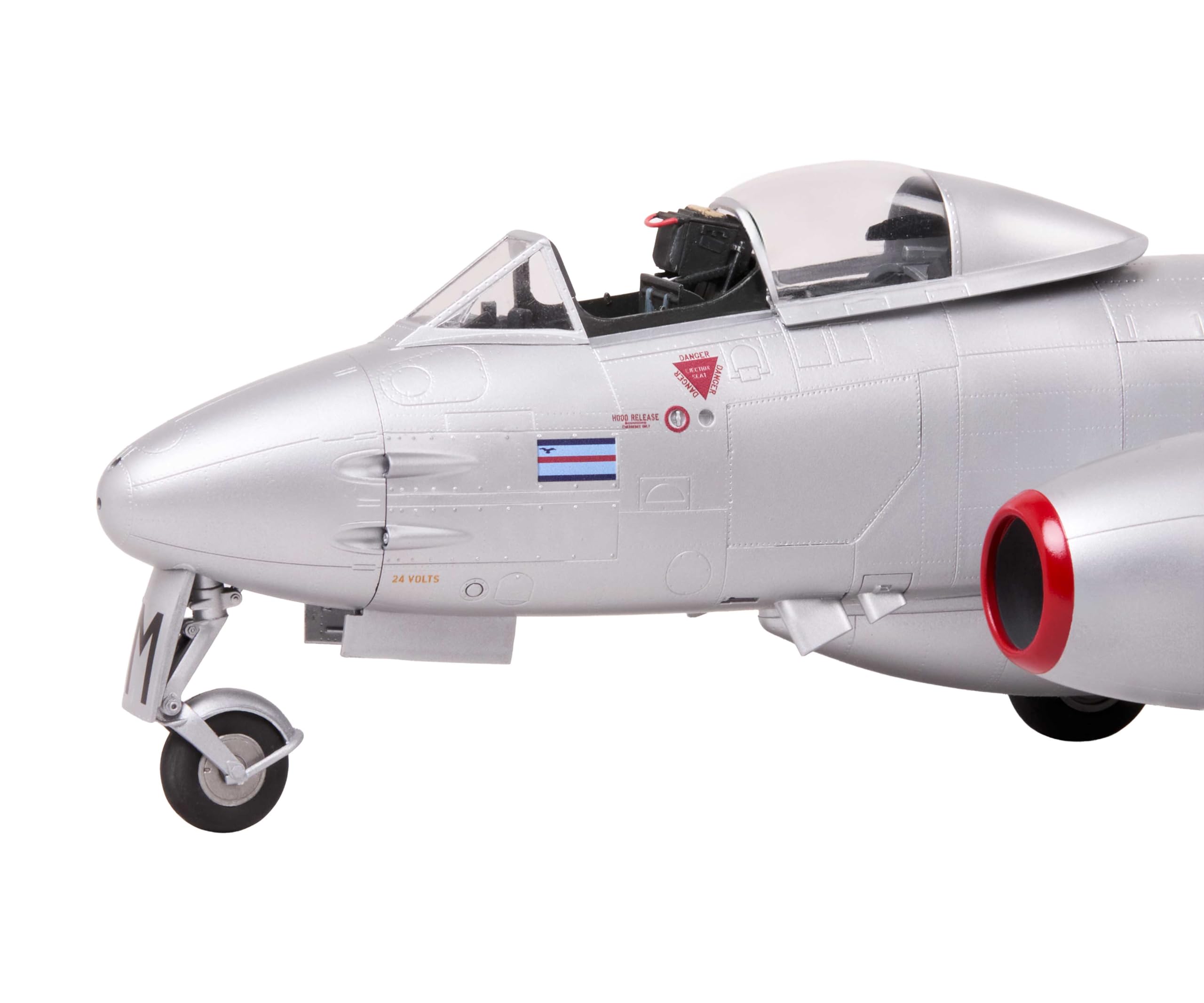 Amazon.co.jp: ドイツレベル 1/32 グロスター ミーティア F.8/FR.9
