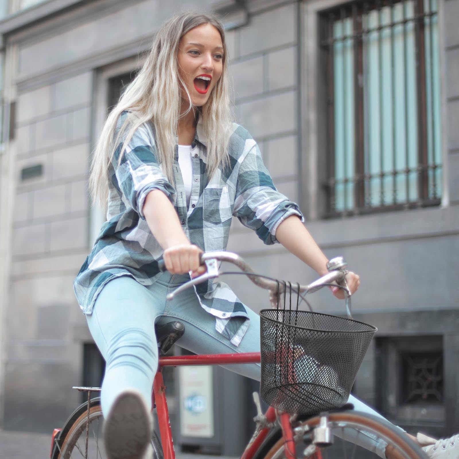 Panier à Vélo de Guidon Amovible en Fer Noir Grosse Capacité | Surface Lisse, Fixation Facile, pour Garçons et Filles, Format Suspendu
