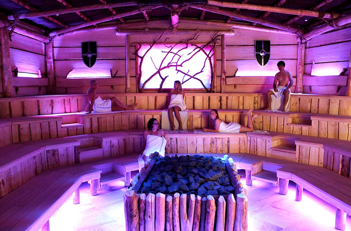 JOCHEN SCHWEIZER Geschenkgutschein: Wellnessurlaub in der Therme Sinsheim für 2 (1 Nacht)