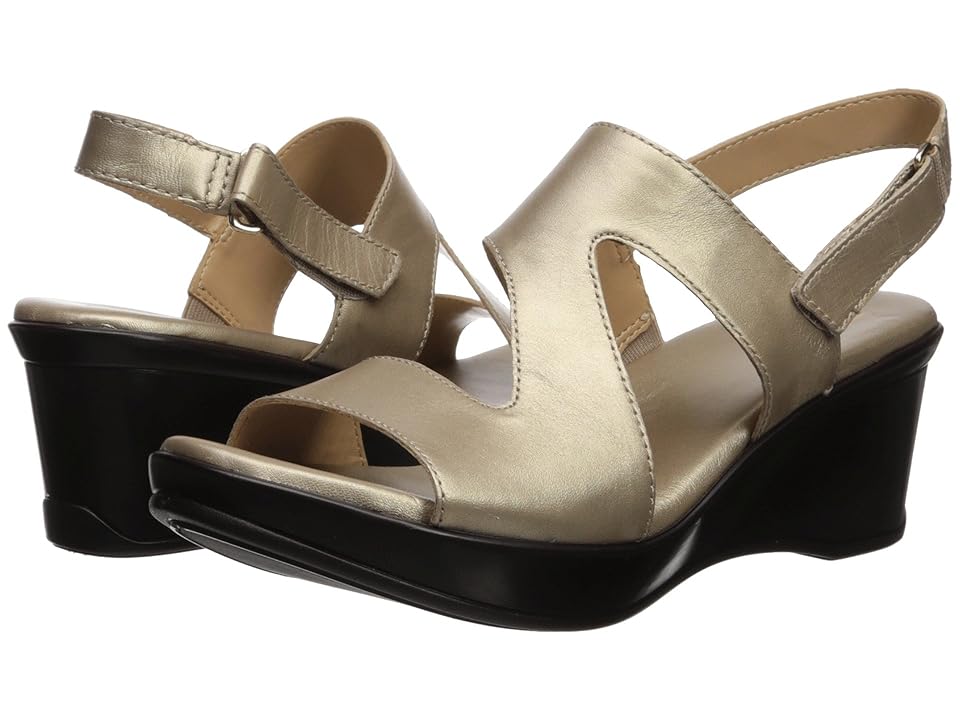 

Naturalizer Valerie (Champagne Metallic Leather) Women's Shoes, Beige