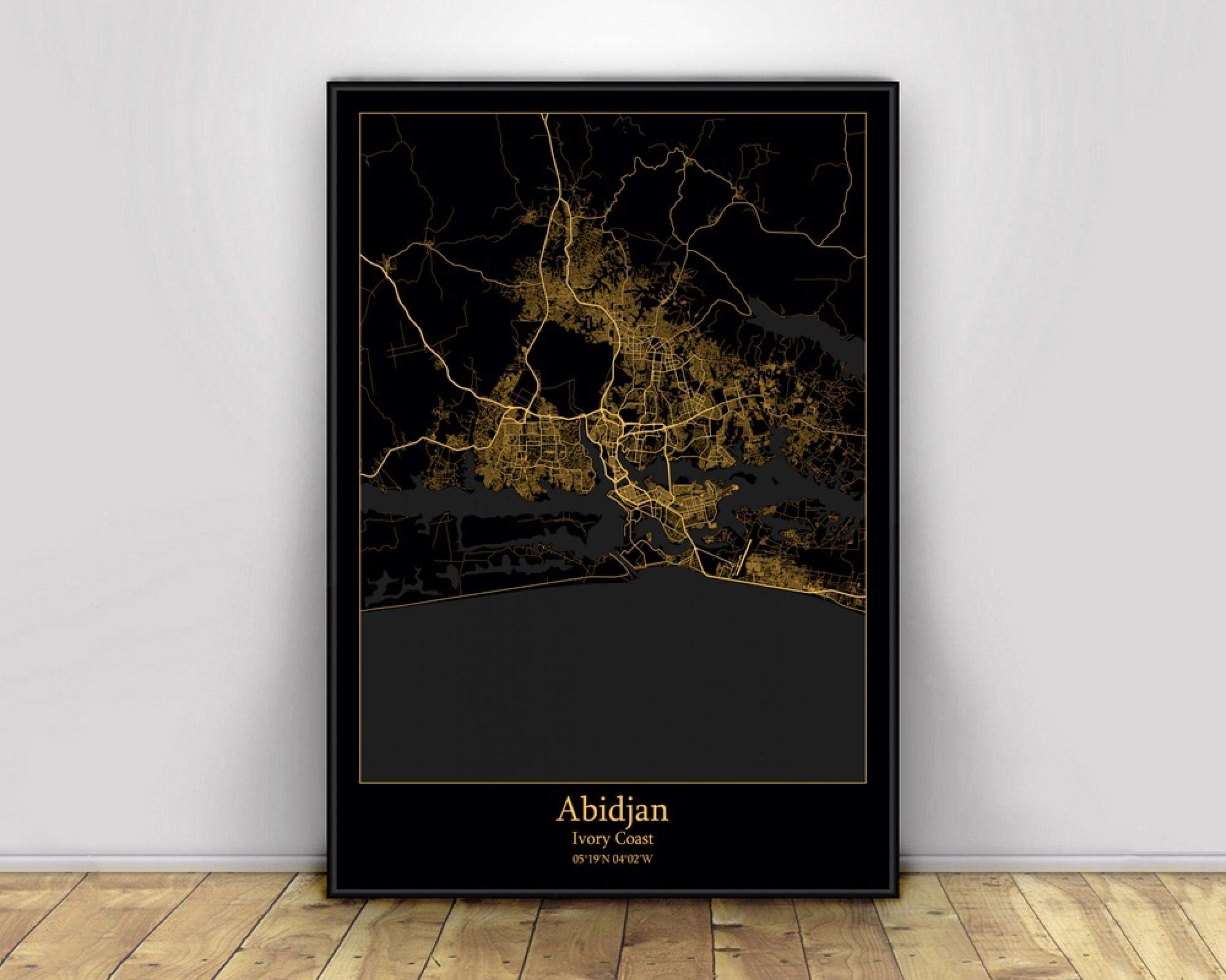 Affiche Abidjan Côte d'Ivoire pour décorer un salon chic en noir et or