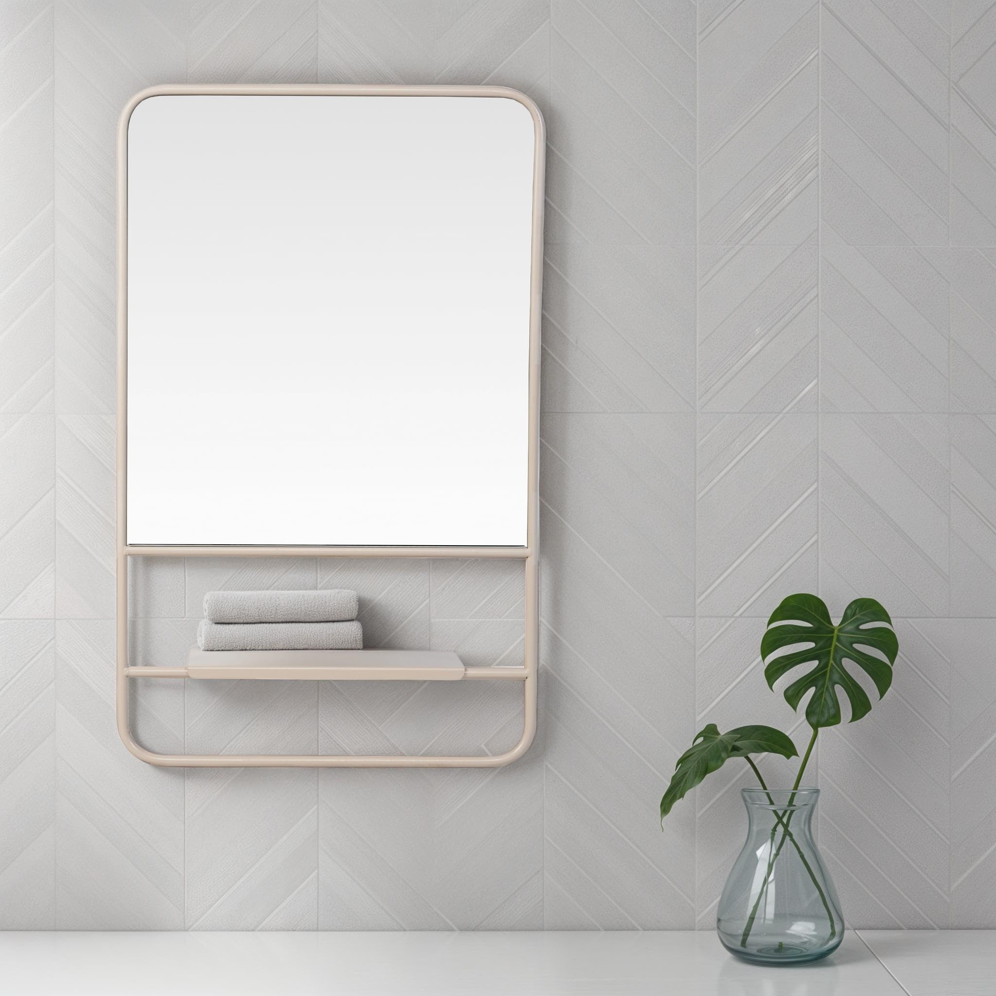 Bloomingville Miroir Mural en métal avec 3 étagères, Couleur Blush