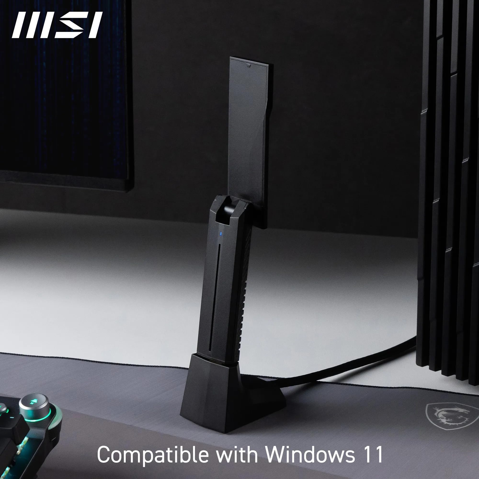 MSI BE6500 Adaptateur USB WiFi 7 tri-Bande - WLAN jusqu'à 6,5 GB/s (6/5 / 2,4 GHz), USB Type-A 3.2 Gen 1, MLO, 4K-QAM Puncturing, Beamforming, WPA3, antenne réglable - Support Filaire Inclus