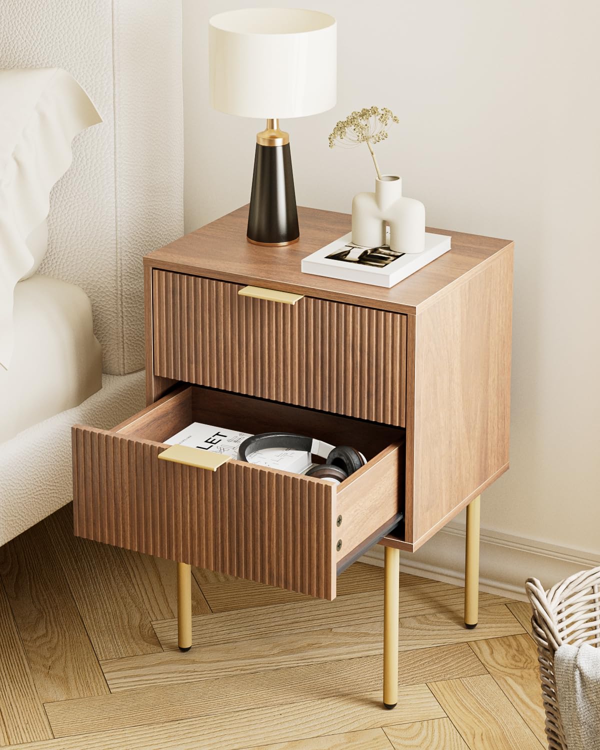 HEYZOEY Nachttisch, Nachtschrank mit 2 Schubladen, Modern Nachtkästchen, Boho Nachtkommode für Schlafzimmer, Wohnzimmer,Nussbaum