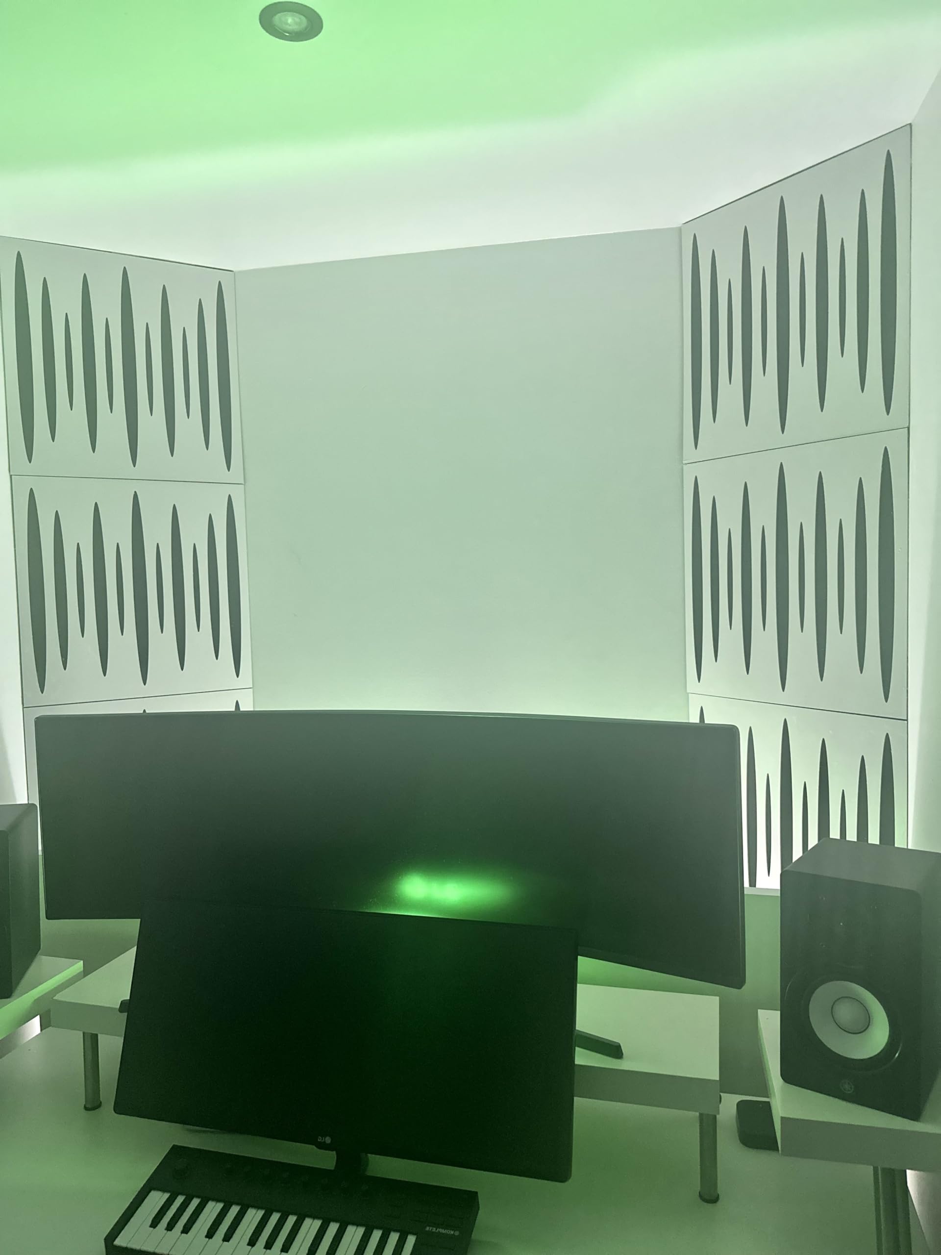 4er-Pack – Akustik-Eck-Bassfalle | 50x50x10cm | Akustikbehandlung für Aufnahmestudios | Schalldämmung - Absorption - Diffusion - Reflexion | Farbe: [x4 PULSE-100mm | Eiche]