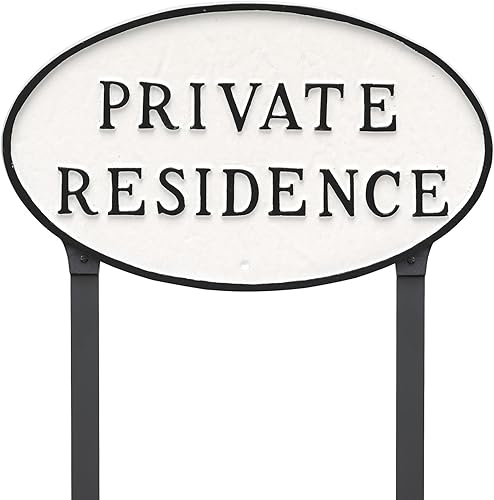 Montague Metal Products Placa ovalada de residencia privada de 10 x 18 pulgadas con estacas de césped de 23 pulgadas, blanconegro