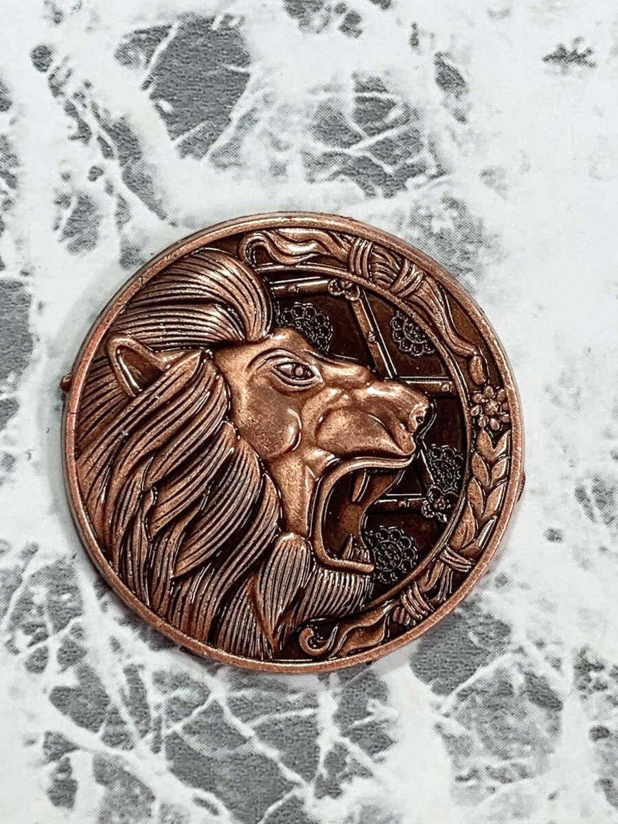 Amazon.co.jp: 「バイオハザード コイン ユニコーンメダル/バージンメダル/ライオンメダル セット」GHHY008 グッズ 映画  [並行輸入品] : スポーツ＆アウトドア