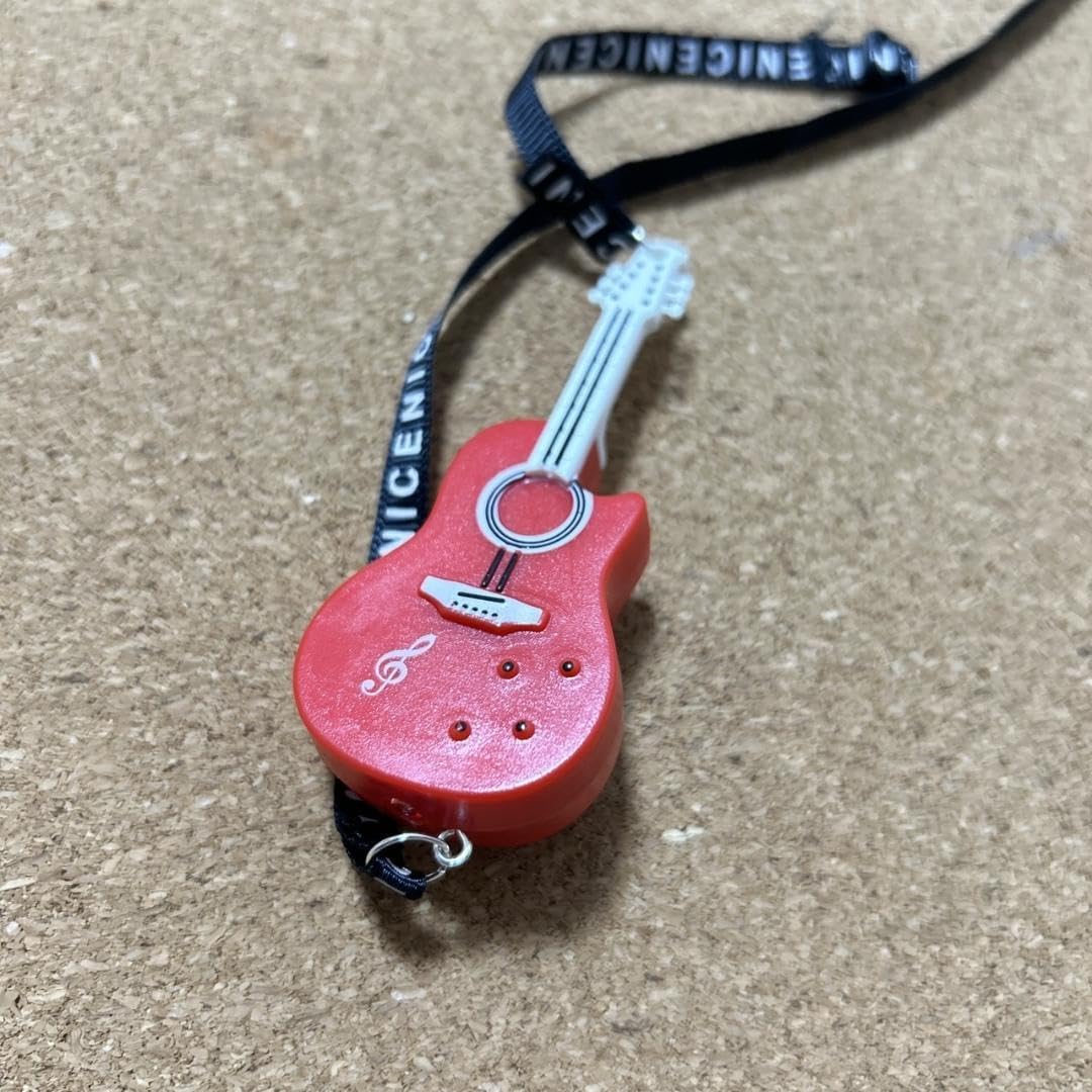 Amazon.co.jp: 赤 ミニチュア ギター ぬいギター ぬいぐるみ