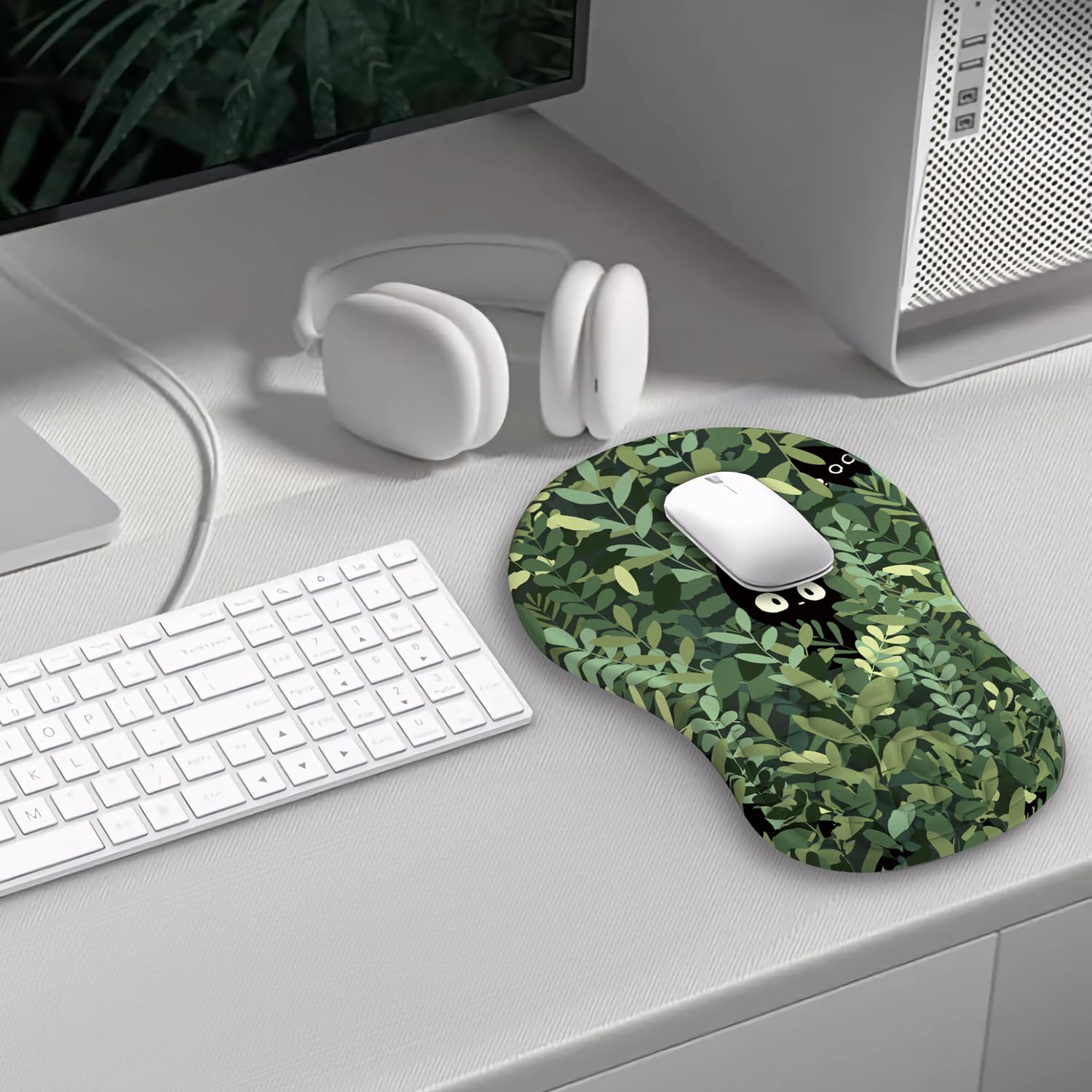 4Pcs Cute Animal Mouse Wrist Rests, Ergonomic Wrist Support Pillows Comfortable Hand Rest Pad Cushion Mat Office Gaming Computer Laptop Pain Relief