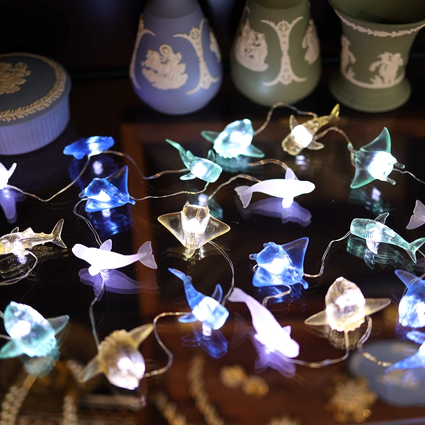 Meereslebewesen-Lichterkette, nautisches Dekor, Beluga, Manta, Rochen, Sonnenfisch, Wal, Hai, niedliche dekorative Lichter, USB-betrieben, 30 LEDs, 3 m, für Schlafzimmer, Weihnachtsbaumschmuck,