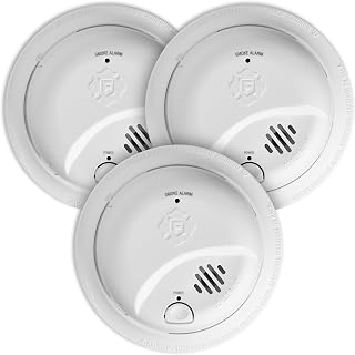 First Alert SMI100 Battery-Operated Smoke Alarm 3-Pack - Precision Detection, Easy Install, Nuisance-Free Alerts