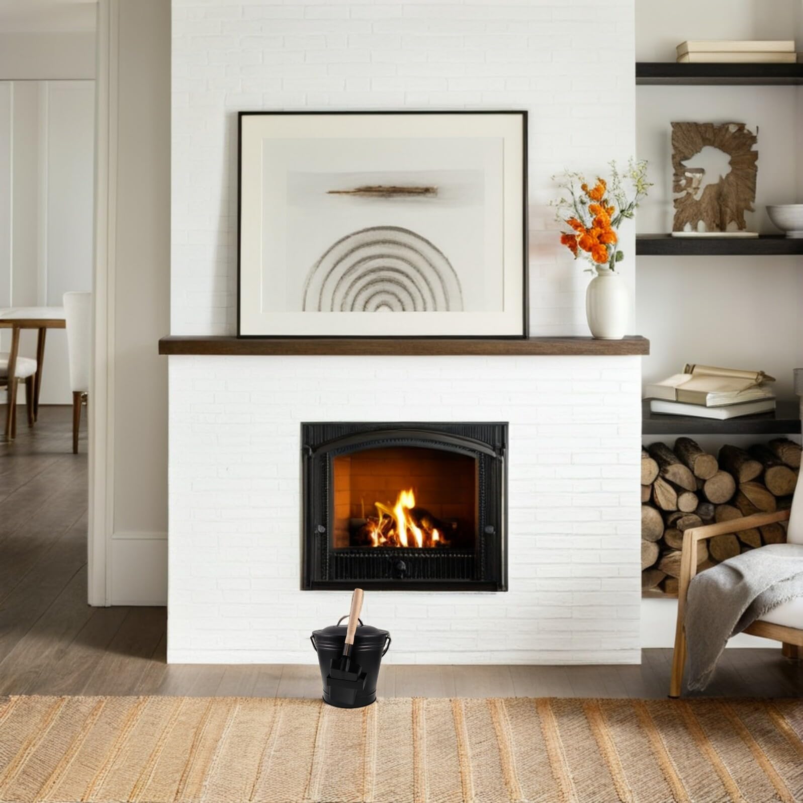 Set Secchio per Cenere in Metallo Nero con Coperchio e Pala Resistente al Calore, Contenitore ad Alta Capacità per Braciere e Stufa a Legna, Attrezzi per Caminetto per Uso Interno