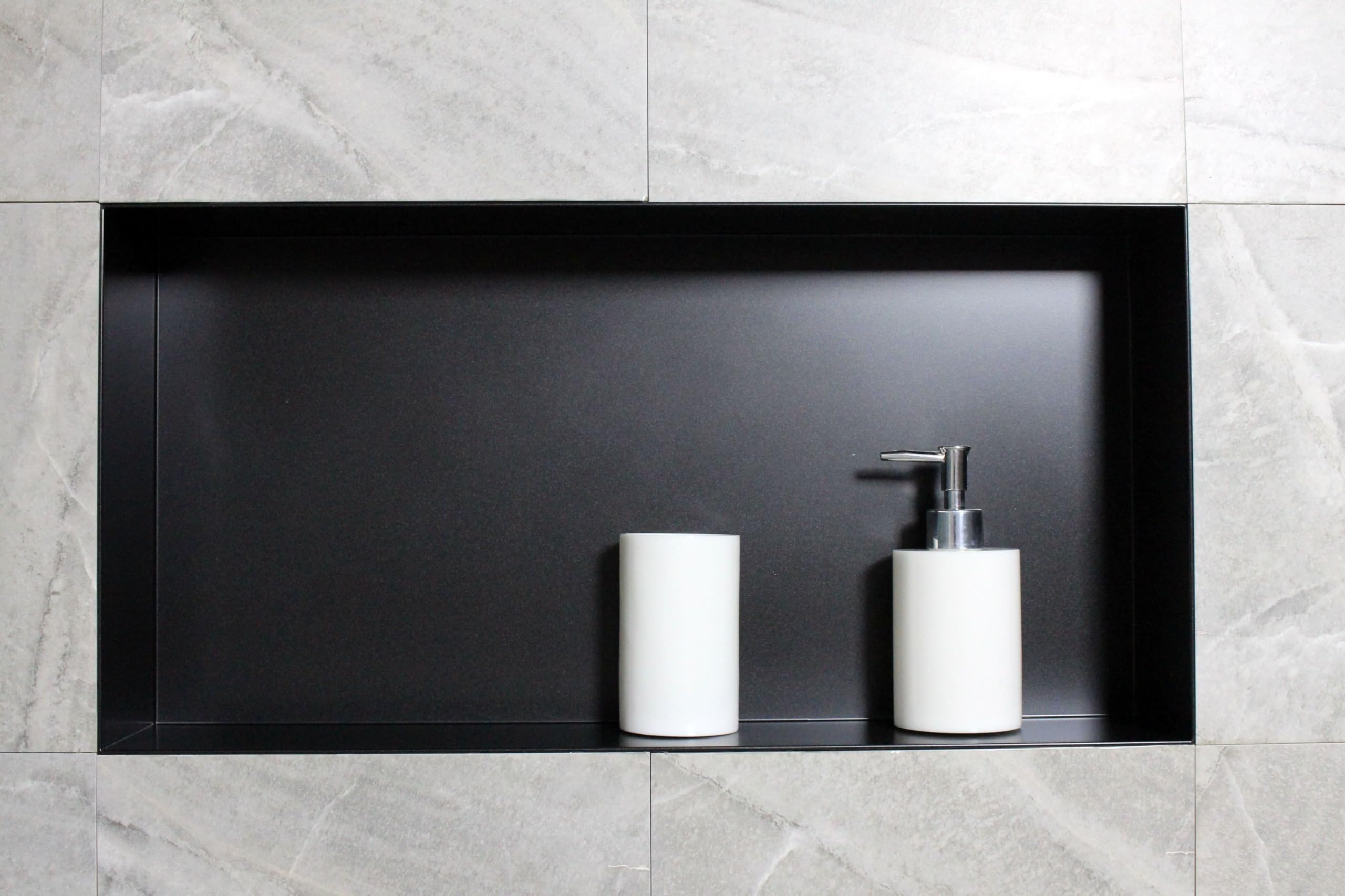 Bernstein Nicho de Pared de Acero Inoxidable BS603010 sin Borde - 60 x 30 x 10 cm - Estante de Ducha para Utensilios de baño - Montaje Flexible - nicho de Ducha alicatable en Negro