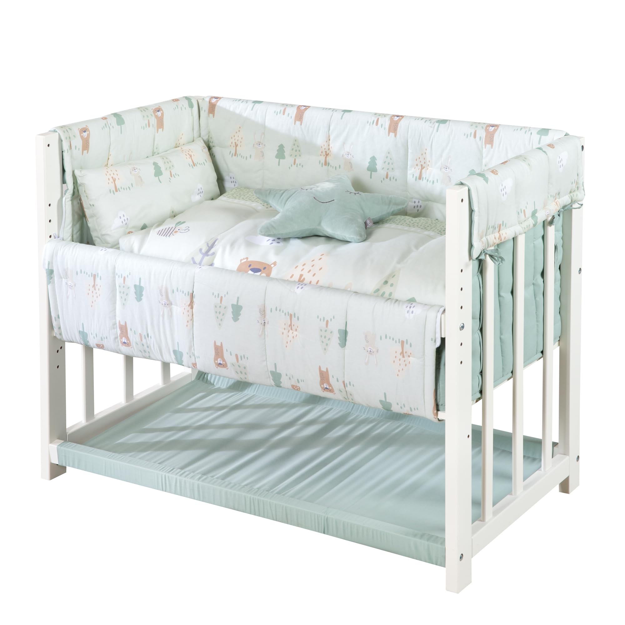 roba Stubenbett 4-in-1 aus Holz - Woodland Buddies Design - 45 x 90 cm - Wiege, Stubenwagen, Sitzbank & Beistellbett - Höhenverstellbar - Inkl. Textilien, Himmel & Himmelsstange - Weiß/Pastellgrün