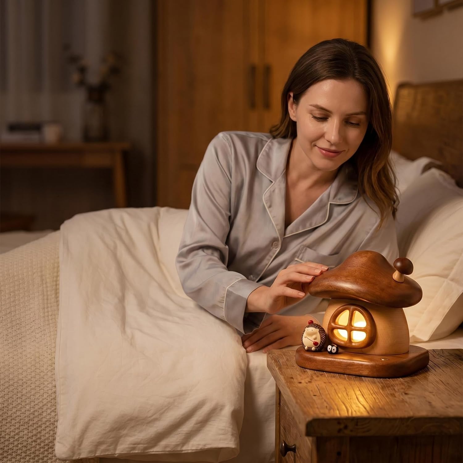 LONRISWAY Cordless Wood Mushroom Lamp, Small Battery Operated Wooden Table Lamp Portable Night Light, 3-Color Touch Control Wireless Stepless Dimming for Bedroom Nightstand for Birthday Gifts