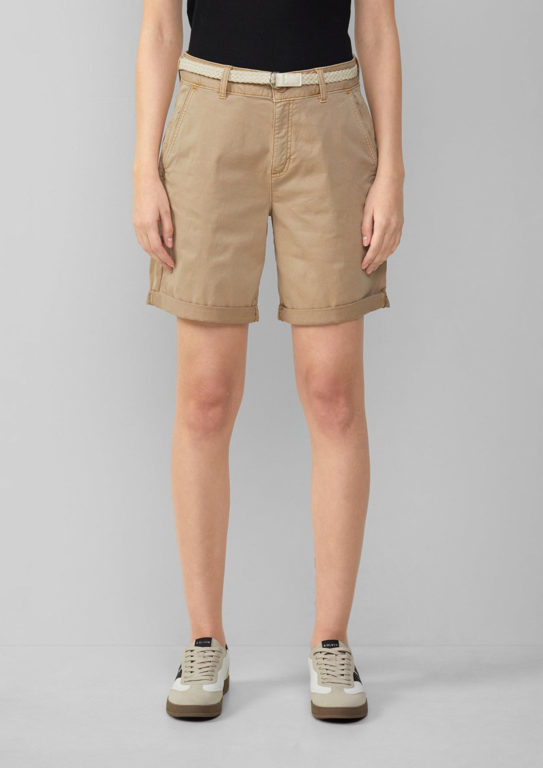 s.Oliver Shorts mit geflochtenem Gürtel und Garment Dye