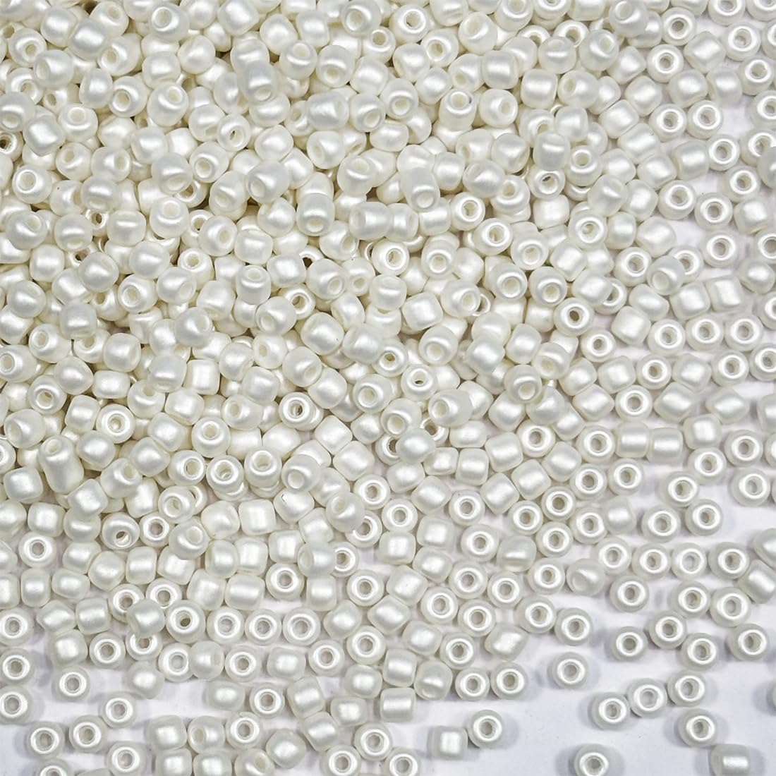 Pearl Color 2mm Seed Beads About 9800pcs/110Grams in Bag, 12/0 Glass Craft Beads for Earring Making Bracelet and Necklace(Pearl Color)