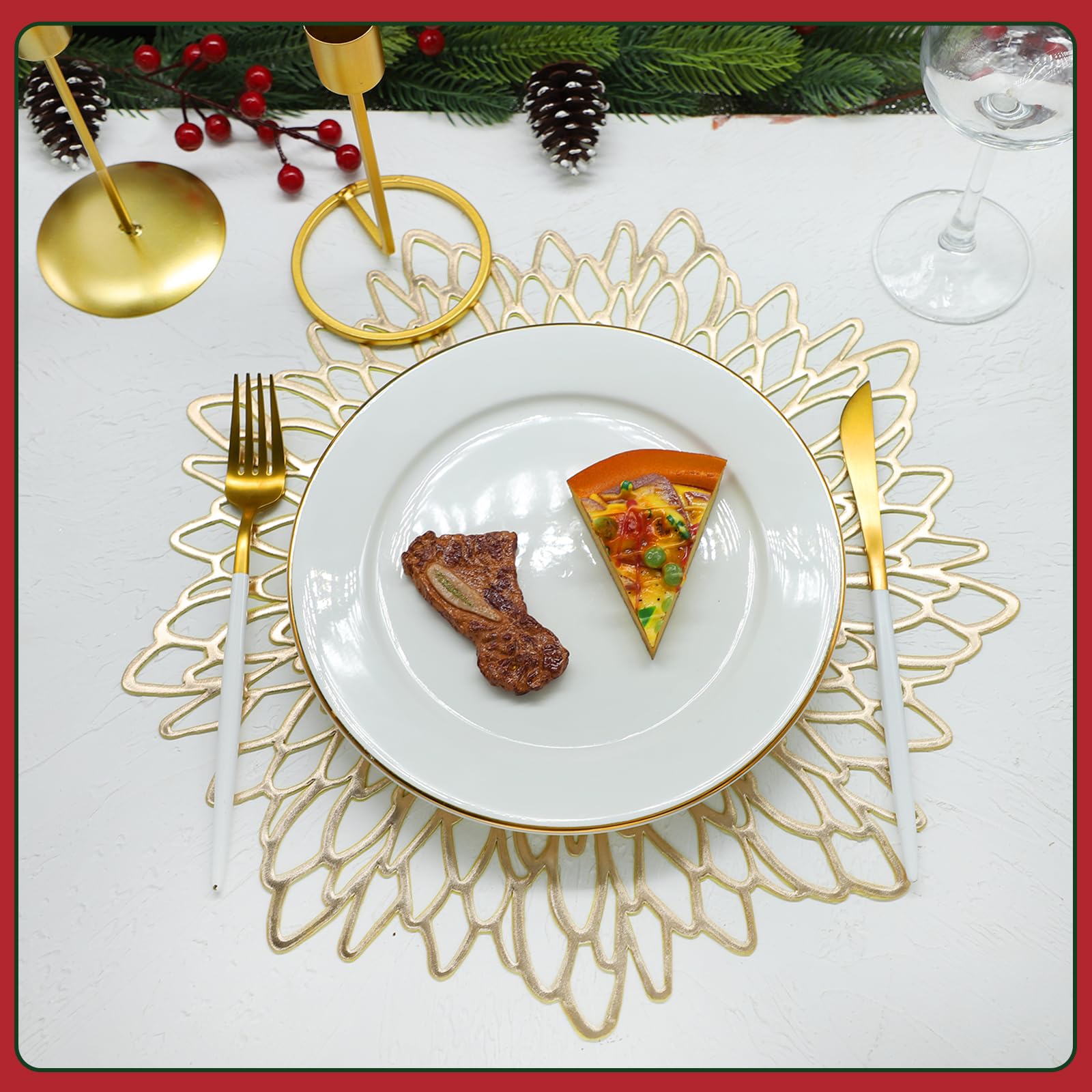 Famibay Set Di 6 Tovagliette Americane Natalizie, In Vinile E PVC, 45x30 Cm, Con Scritta Dorata, Antiscivolo, Resistenti Al Calore (80°C), Lavabili, Per Tavola Di Natale