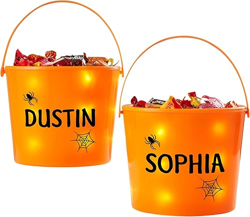 Personalization Universe Cubo con luz LED de Halloween con nombre de araña, funciona con pilas, perfecto para fiesta de Halloween, 6.5 pulgadas de