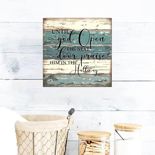 Miniatura 2 de SILYHEART Until God Opens The Next Door Praise Him in The Hallway - Letrero de madera enmarcado con paneles de madera rústica para oración familiar,