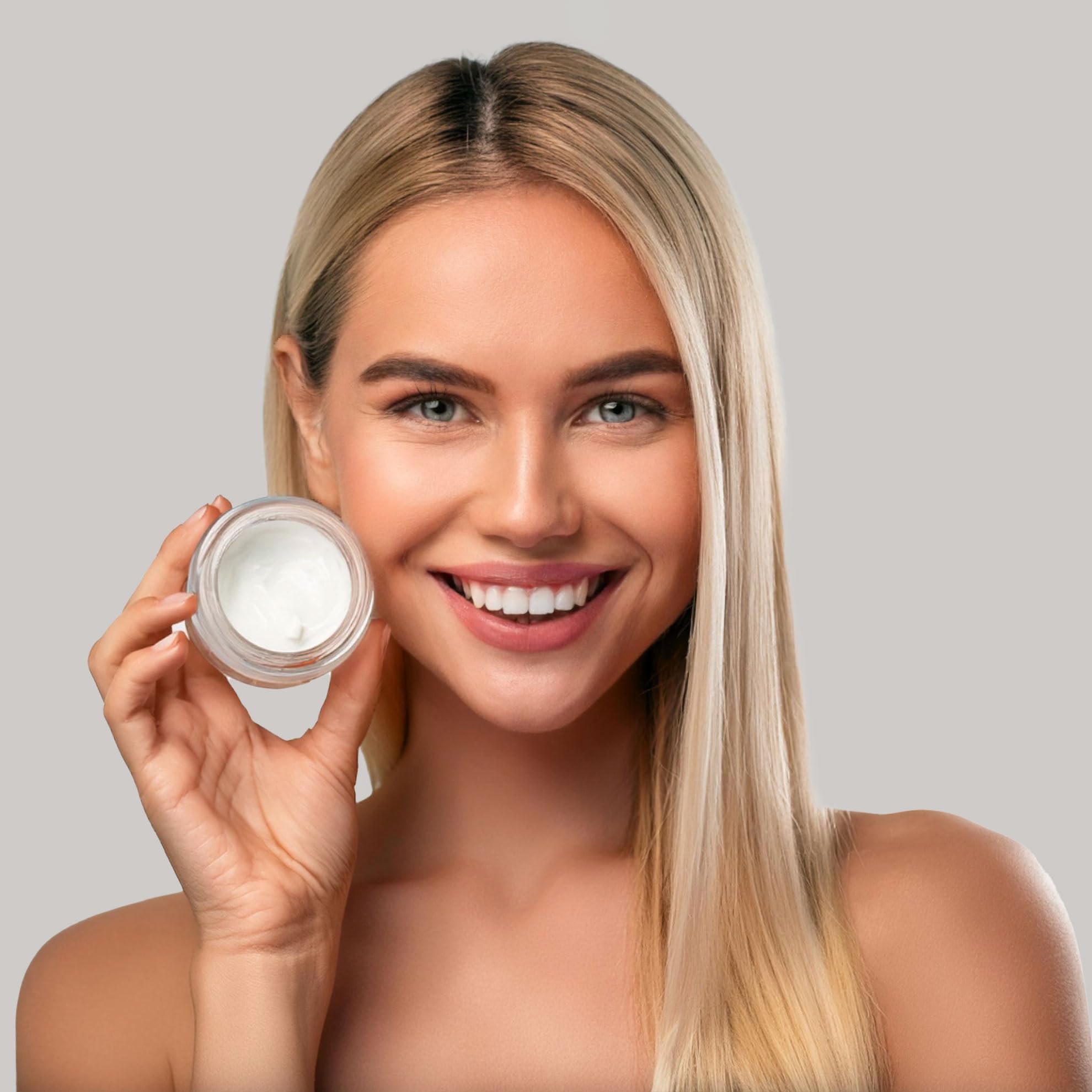 Crema de Día Anti-Edad Intensiva con Polvo de diamante Corrige arrugas, retexturiza la piel y remodela el rostro 50 ML