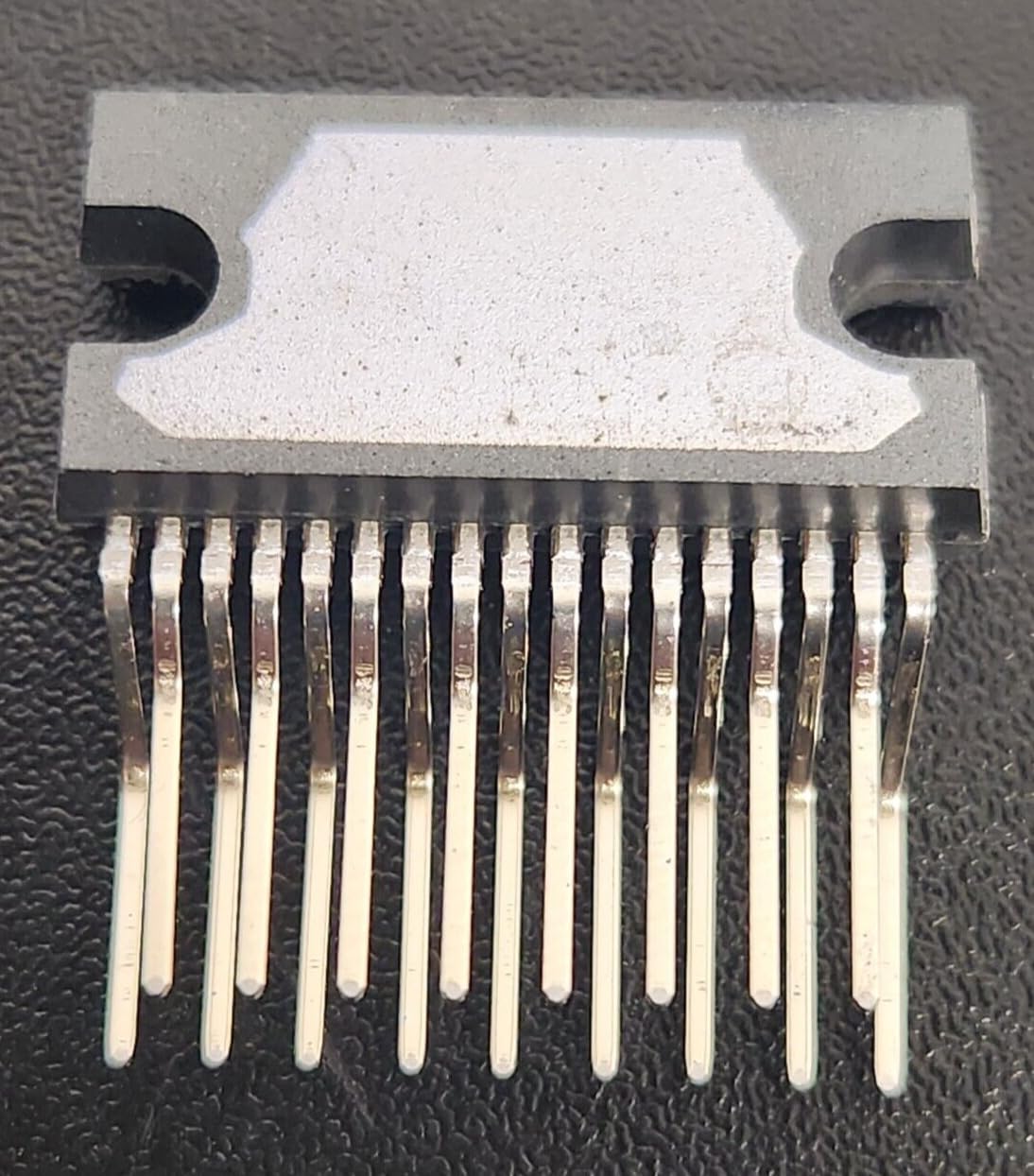 (1 PC) TDA8580J/N1,112 Compatible with Philips